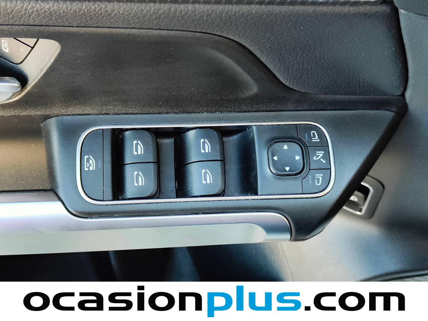 Foto Mercedes GLB Mercedes-Benz GLB GLB 200 (163 CV)