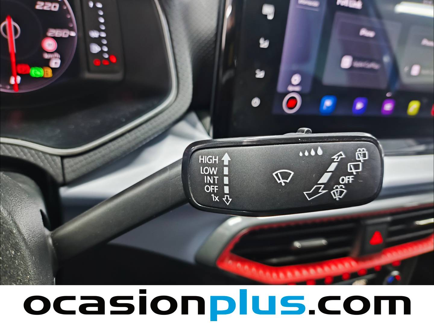 Foto Seat Arona SEAT Arona 1.0 TSI S&S FR Plus DSG (110 CV)