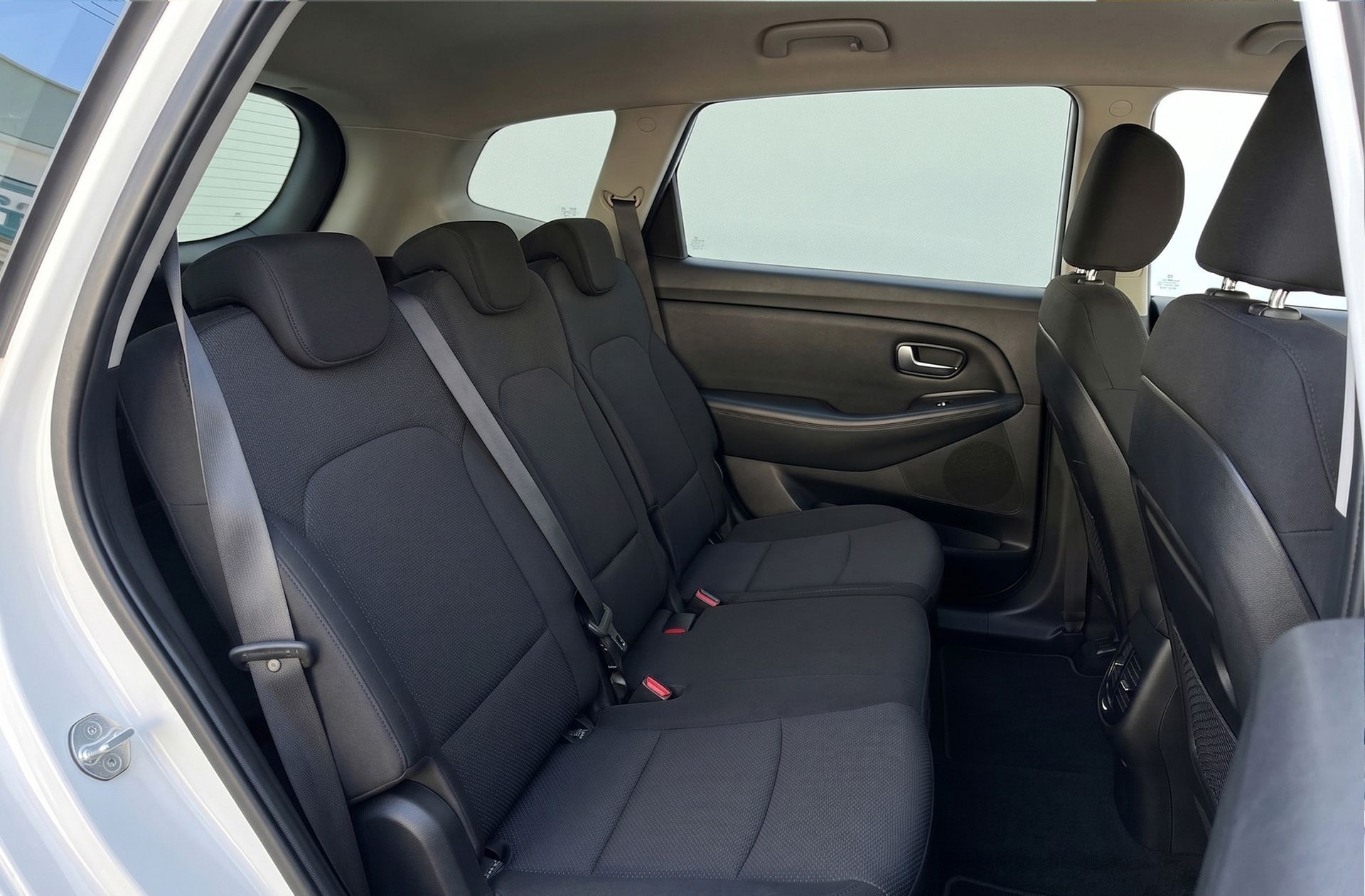 Kia Carens 1.6 GDi Eco-Dynamic x-Tech - foto 16