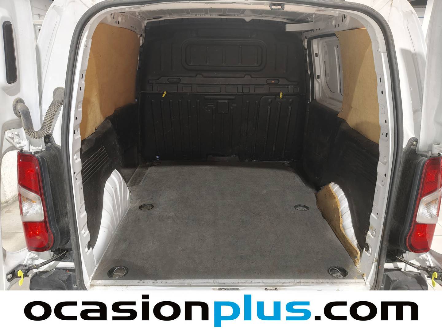 Foto asientos traseros Opel Combo Opel Combo Cargo 1.5 Diesel L 1000kg (102 CV)