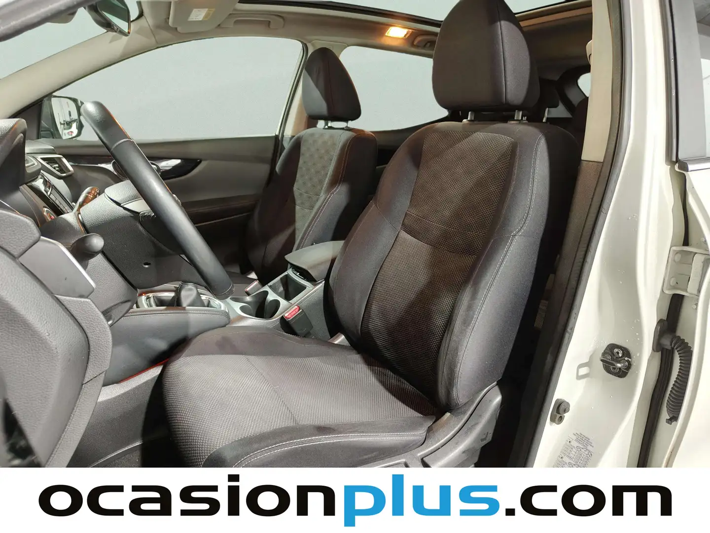 Foto Nissan QASHQAI Nissan Qashqai 1.5 dCi N-Connecta 4x2 (110 CV)