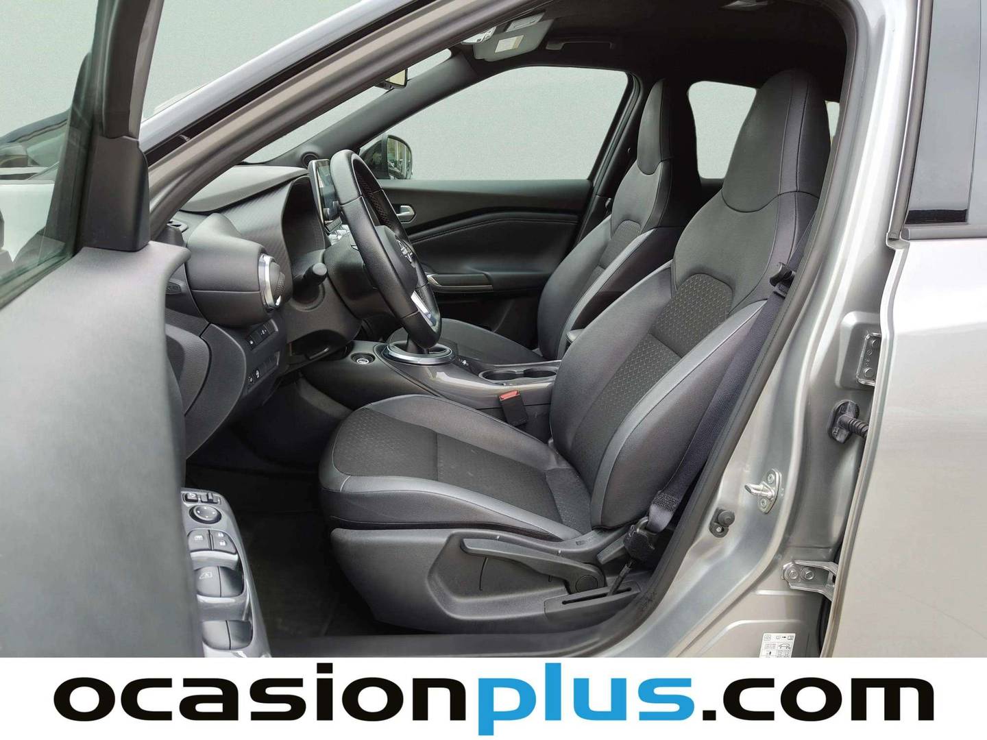 Foto asientos delanteros Nissan JUKE Nissan Juke DIG-T N-Connecta 4x2 (114 CV)
