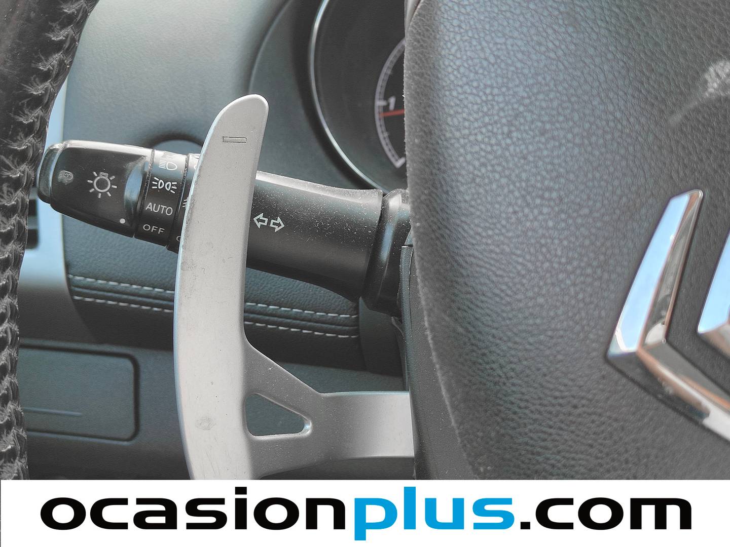 Extras del Citroën C-Crosser Citroën C-Crosser 2.2 HDI Exclusive DCS (156 CV) 7 Plazas