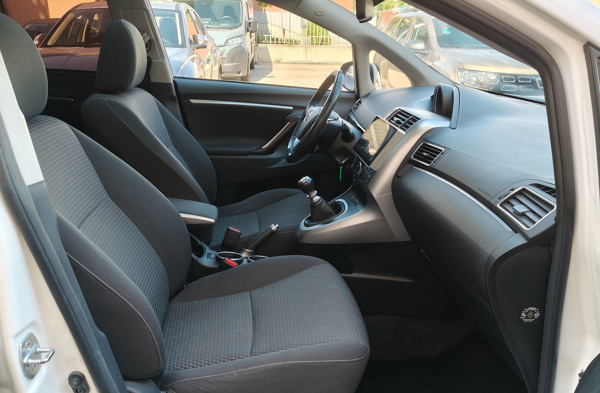 Toyota Verso 115D Advance - foto 17