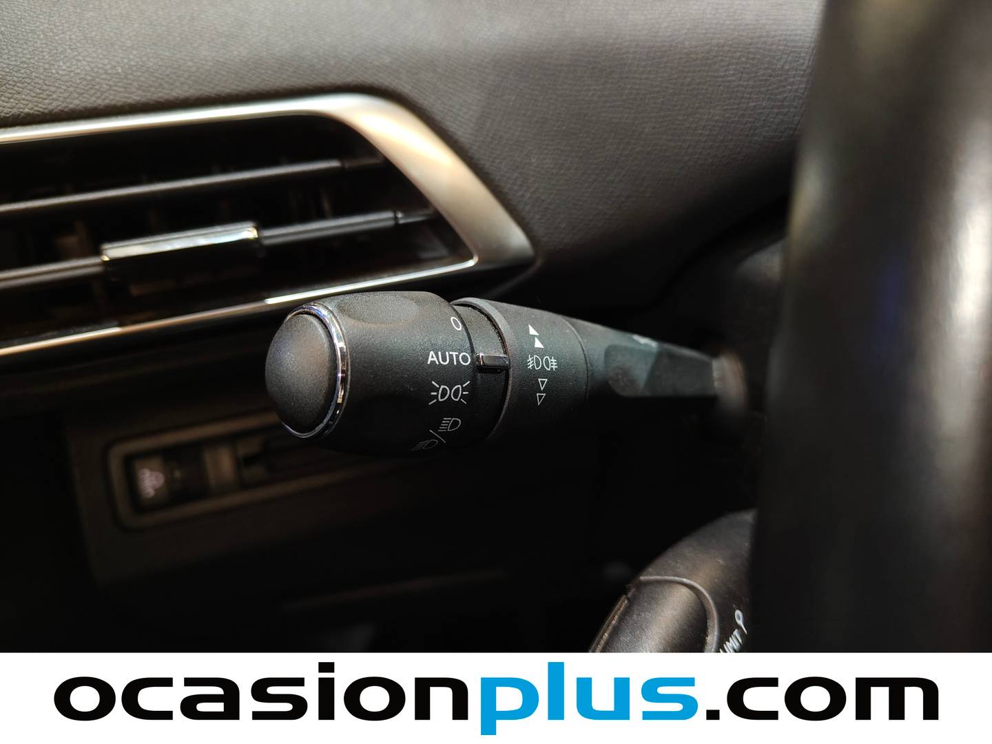 Peugeot 3008 Peugeot 3008 PureTech 130 S&S Allure 96 kW (130 CV) de ocasión