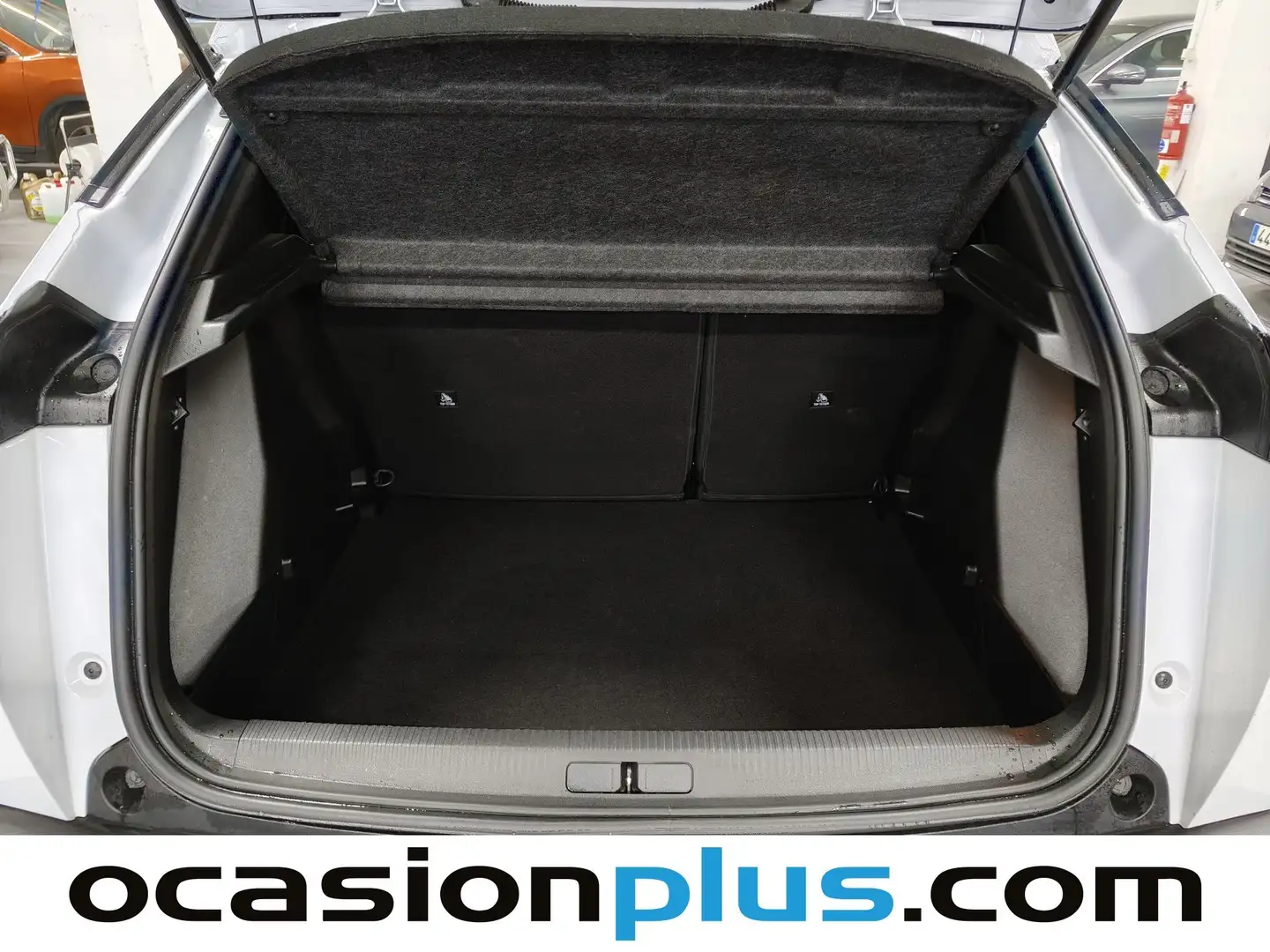 Foto Peugeot 2008 Peugeot 2008 PureTech 100 S&S Allure (100 CV)