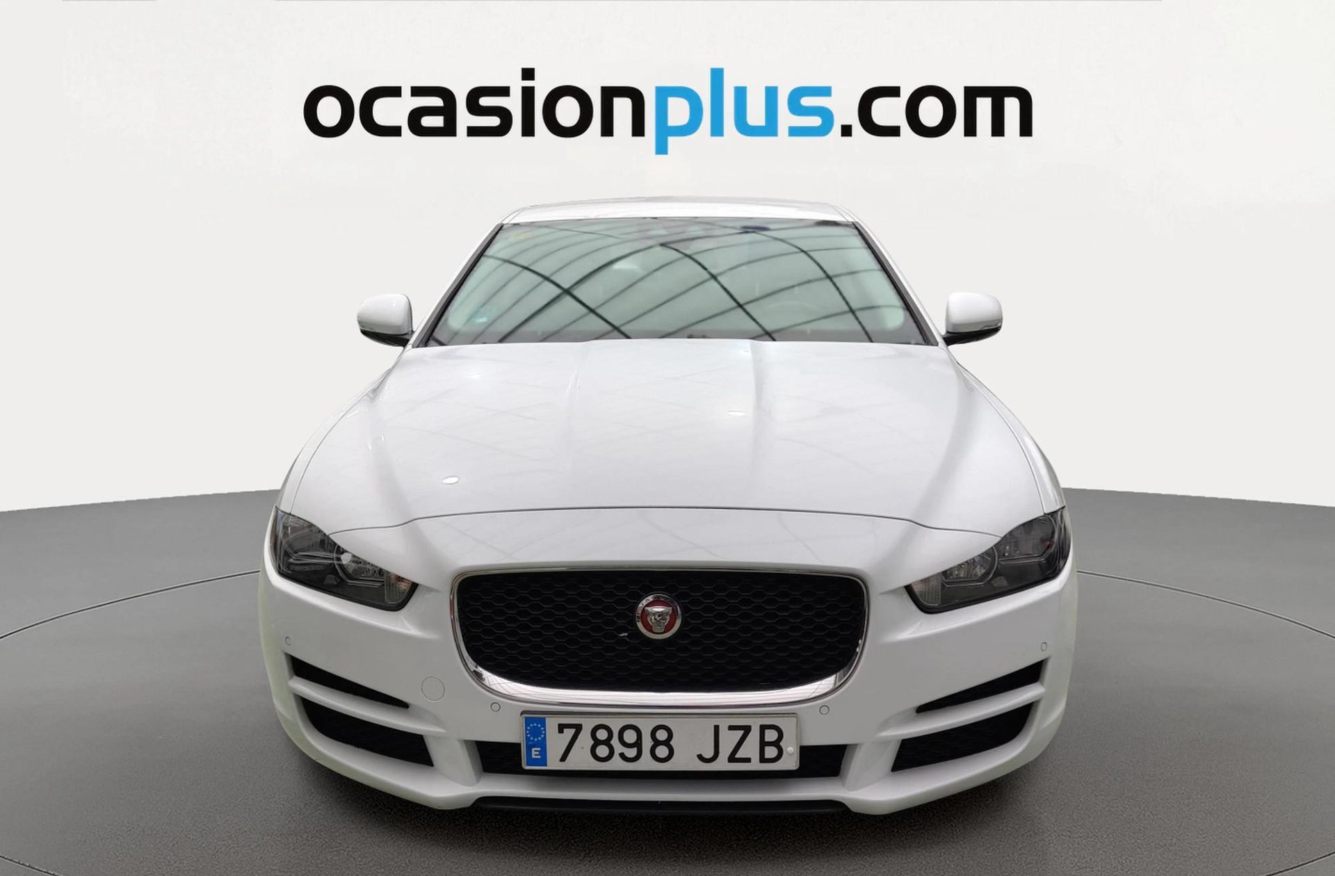 Jaguar XE 2.0 Diesel XE-Pure RWD - foto 13