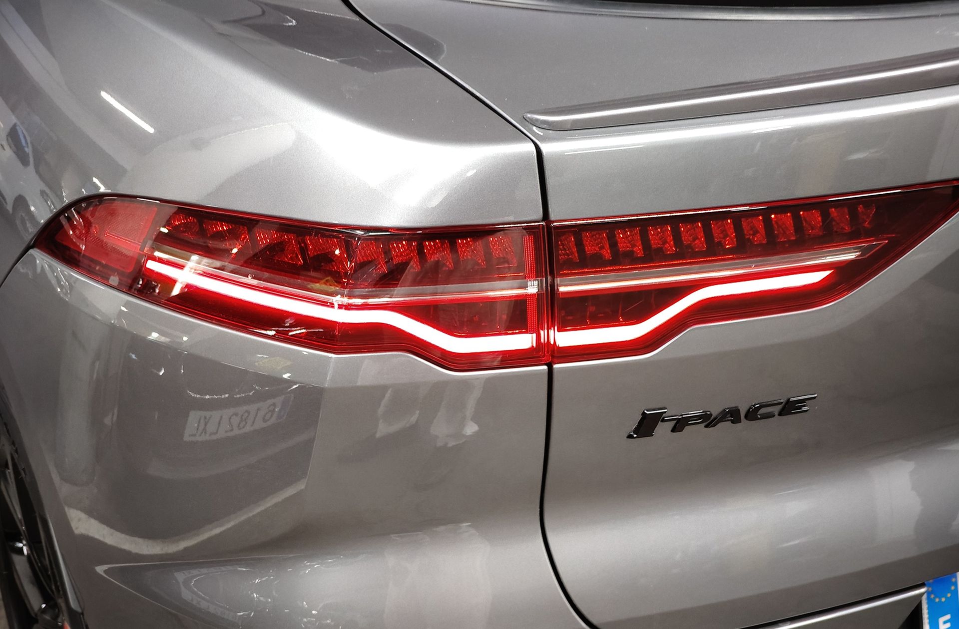 Jaguar I-Pace EV400 SE 4WD - foto 17