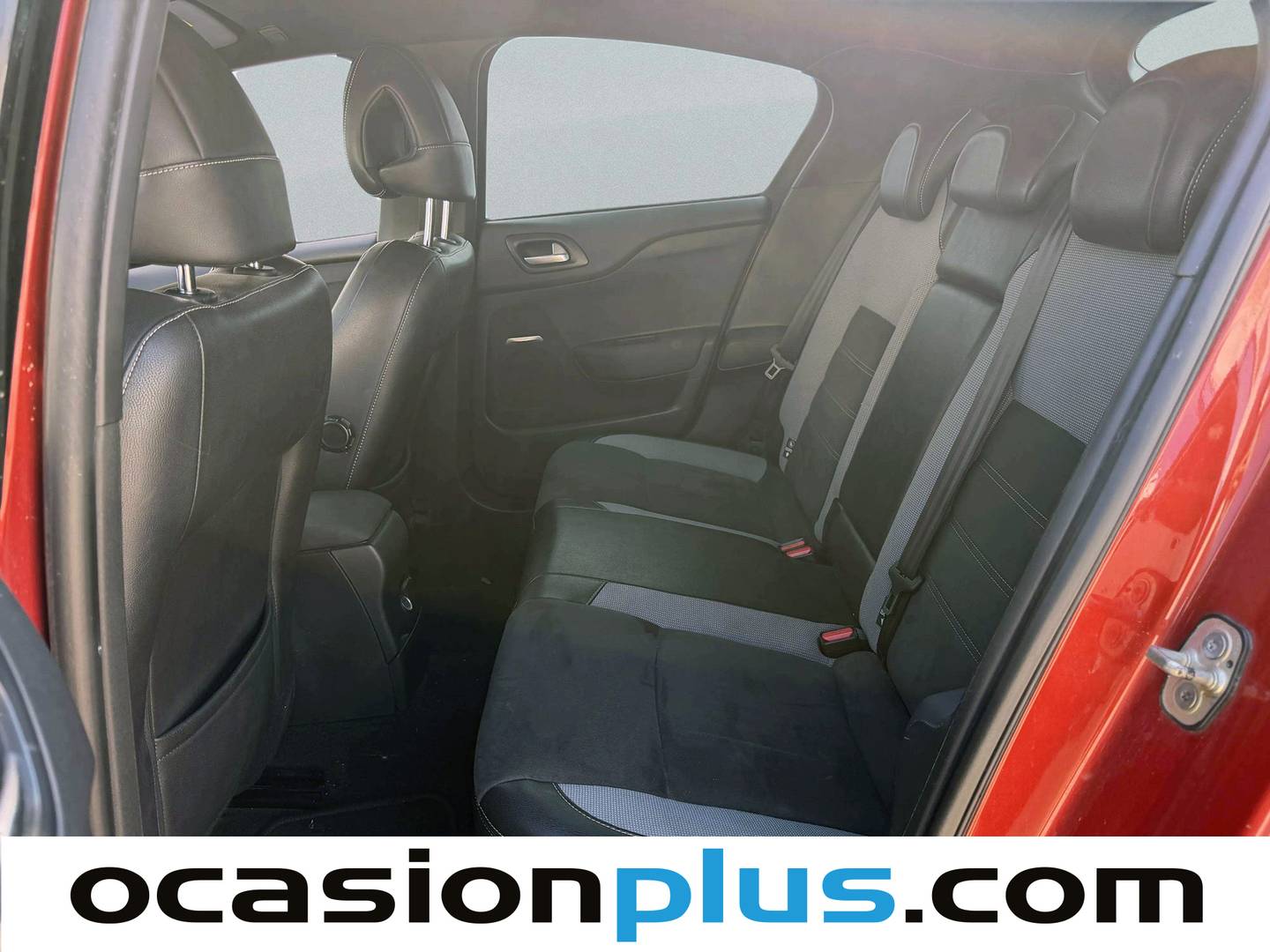 Foto asientos traseros DS DS 4 Crossback DS DS 4 Crossback 1.6 BlueHDI Style 88 kW (120 CV)