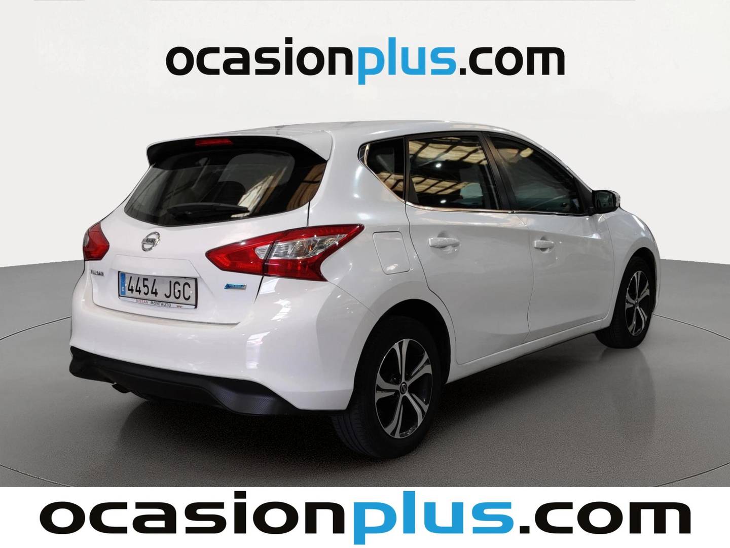Foto trasera Nissan PULSAR Nissan Pulsar 1.5 dCi Acenta (110 CV) derecha