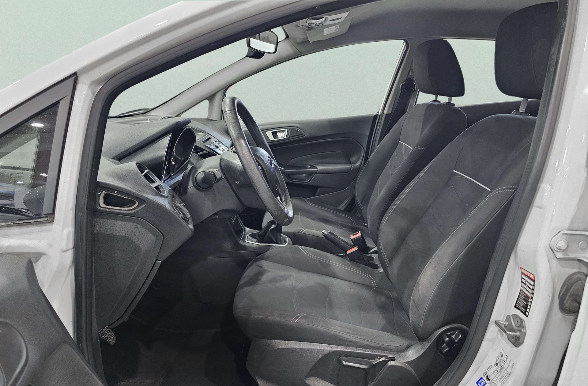 Ford Fiesta 1.5 TDCi Trend - foto 8