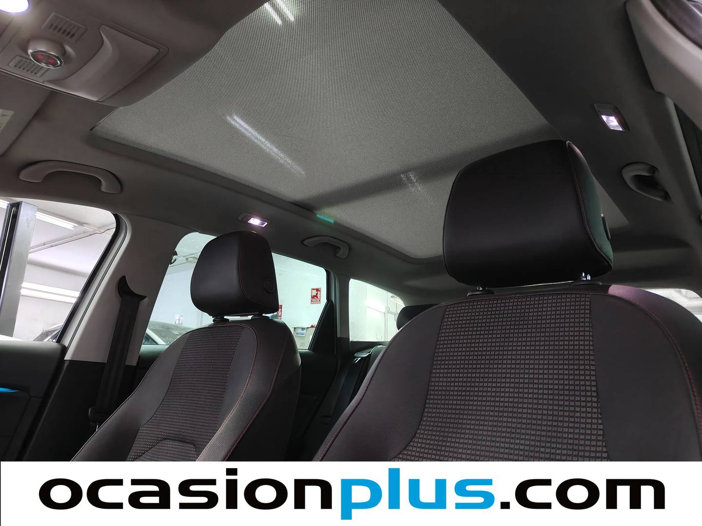 Extras y acabados del Seat León Seat León ST 1.4 TSI S&S FR Advanced (125 CV)
