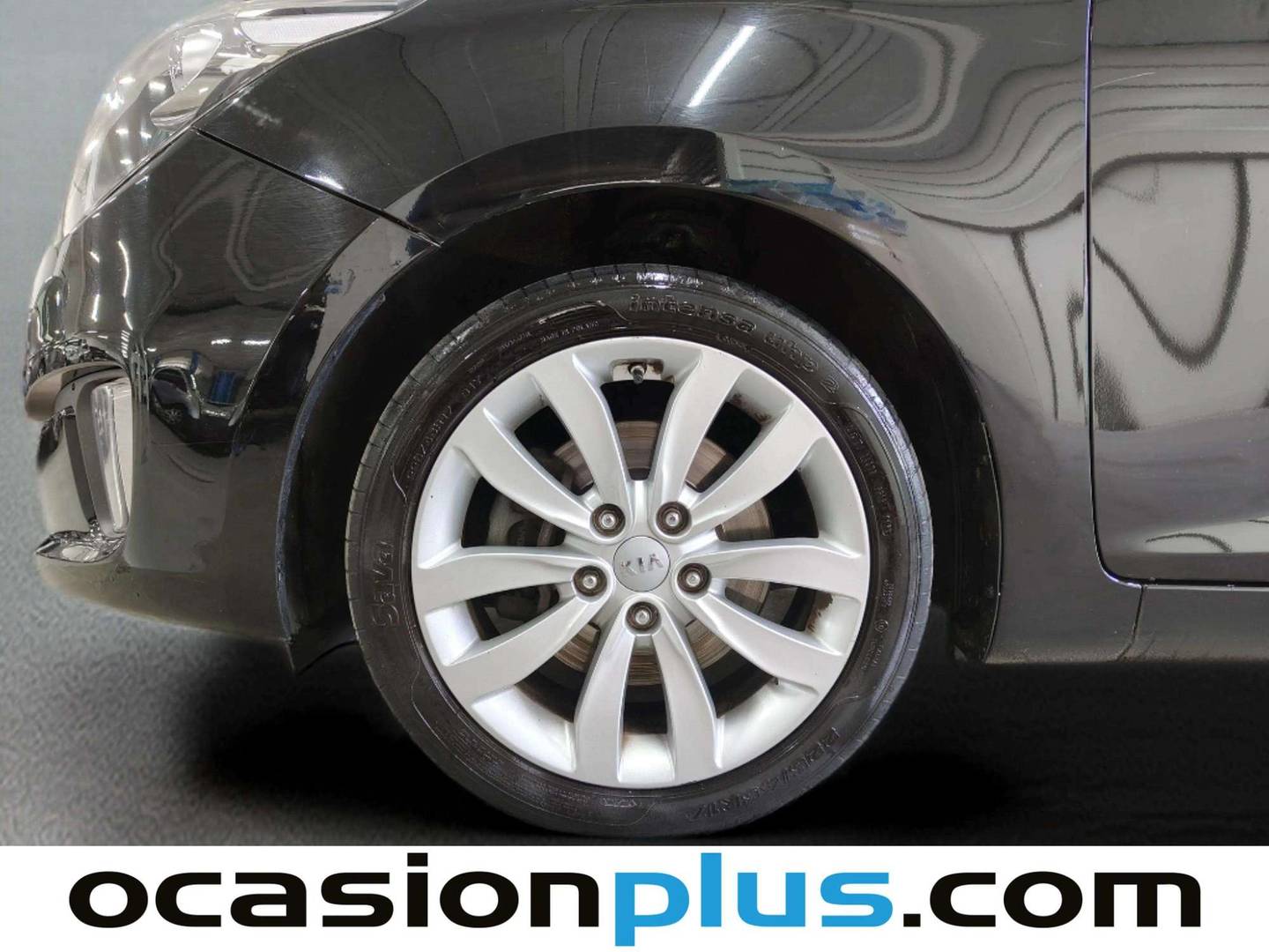 KIA Carens KIA Carens 1.6 GDi UEFA Euro 2016 Eco-Dynamics  (135 CV) de ocasión