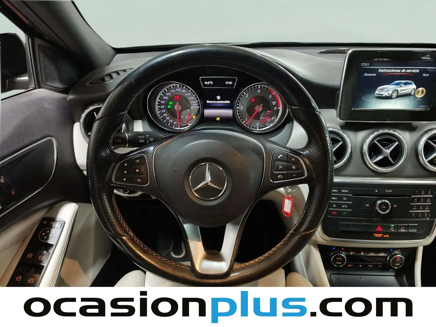 Foto Mercedes GLA Mercedes-Benz GLA 200 d Urban (136 CV) Pack AMG