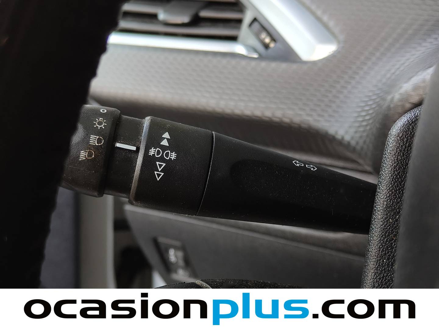 Peugeot 208 Peugeot 208 1.6 BlueHDi Style S (100 CV) 2018