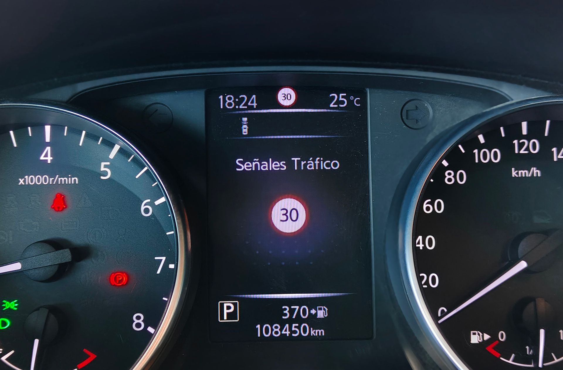 Nissan Qashqai DIG-T 115 N-Connecta Xtronic - foto 15