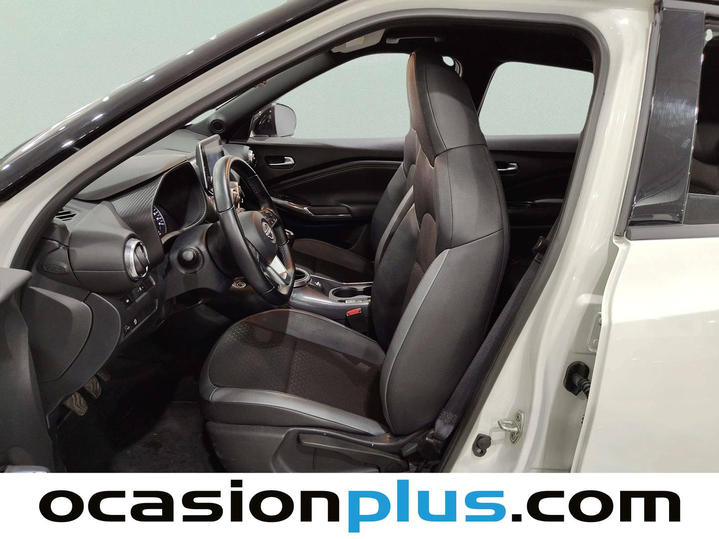 Foto Nissan JUKE Nissan Juke DIG-T 114 N-Design 4X2 (114 CV)