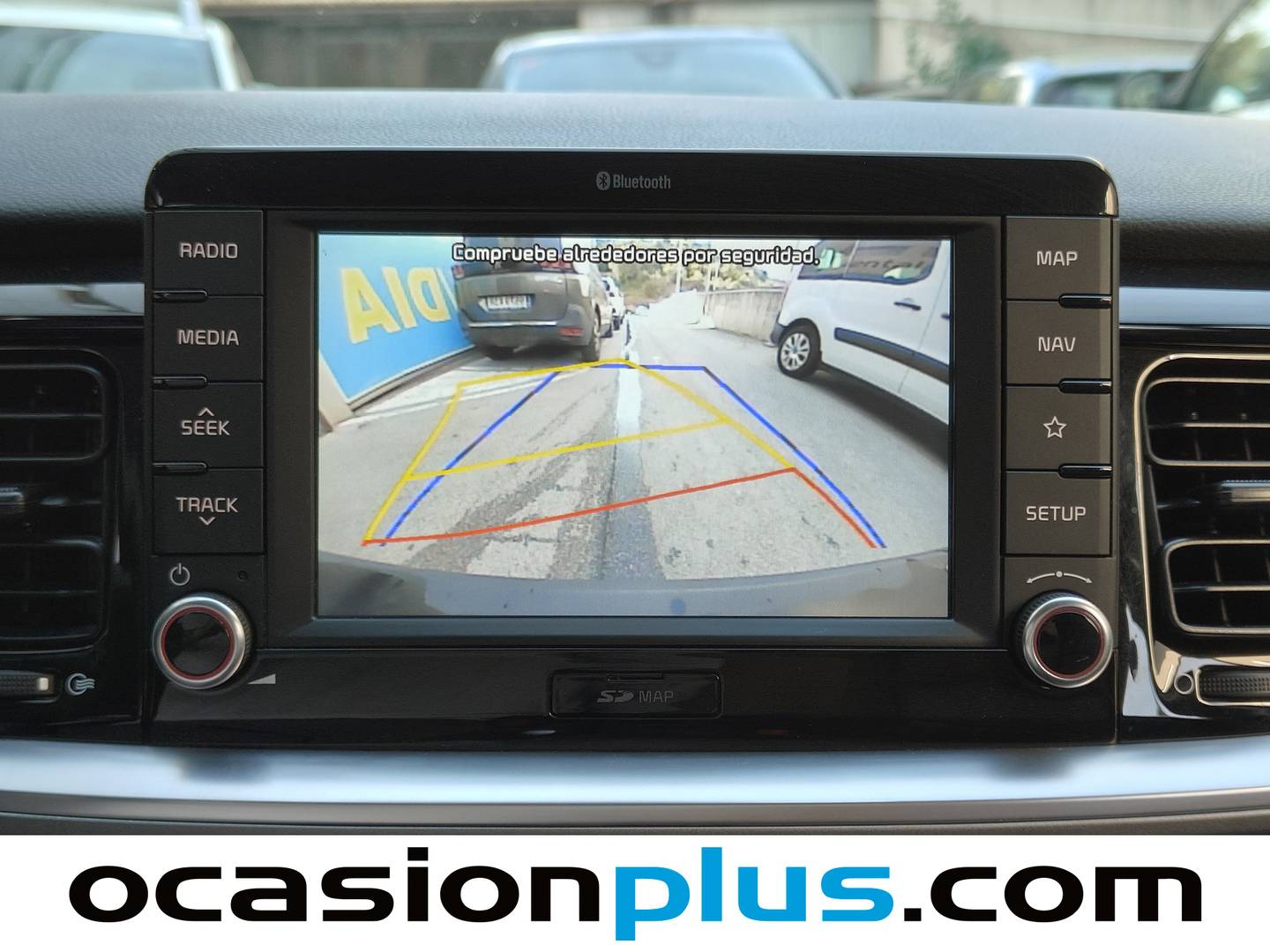 Equipamiento del KIA Stonic KIA Stonic 1.0 T-GDi Black Edition DCT (120 CV)