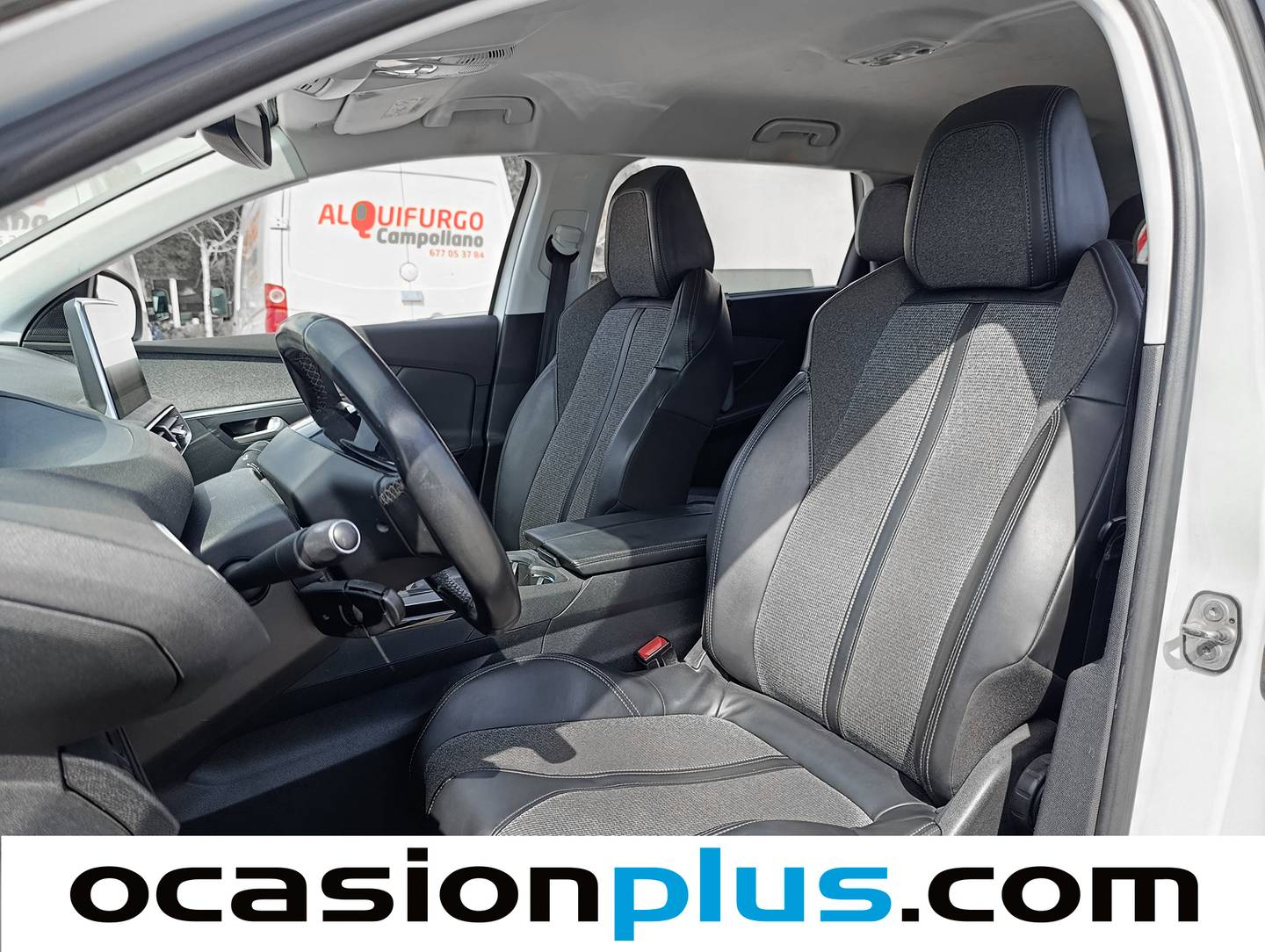 Foto asientos traseros Peugeot 5008 Peugeot 5008 PureTech 130 S&S Allure (130 CV) 7 Plazas