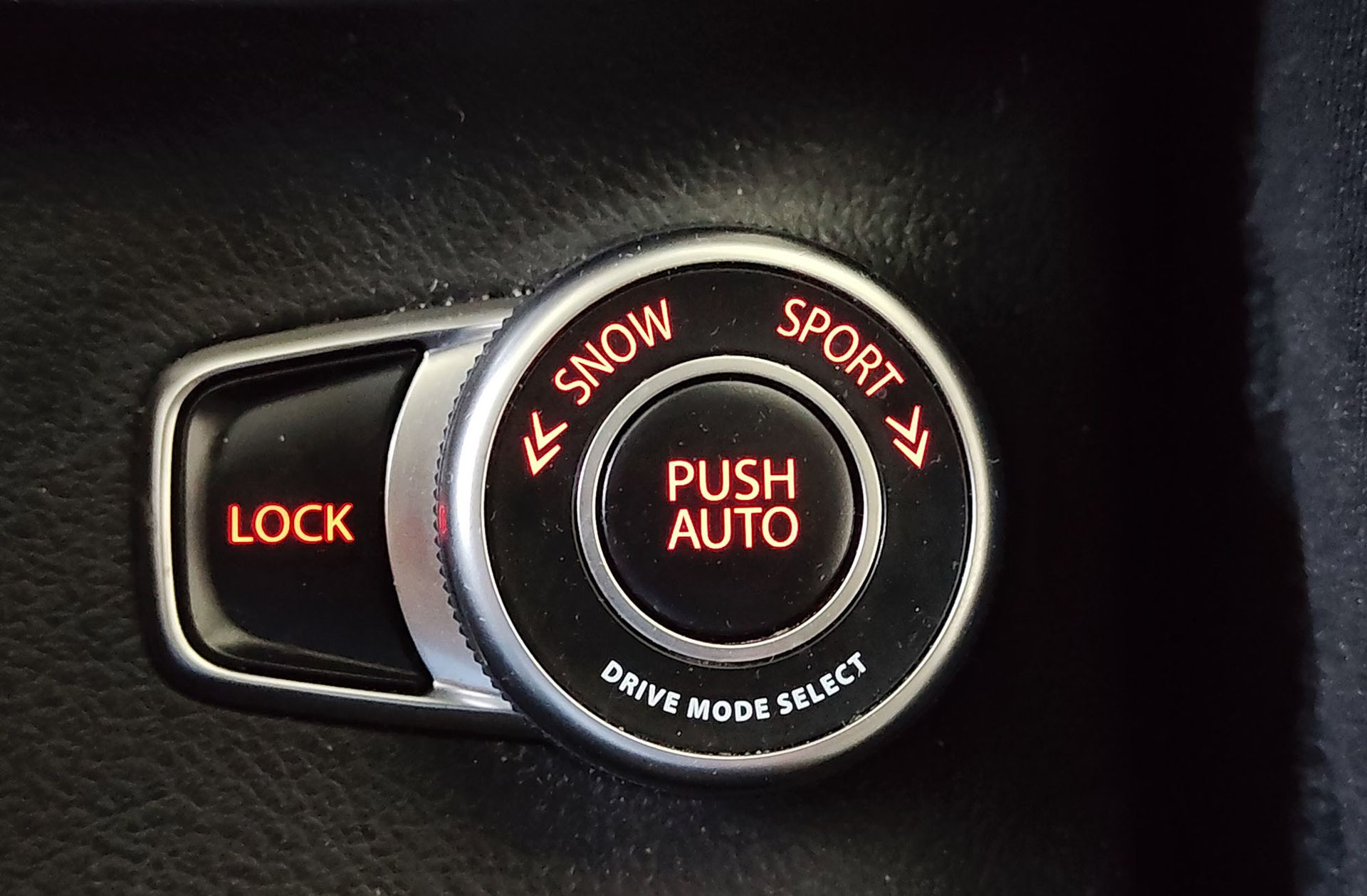 Suzuki S-Cross 1.4T Mild Hybrid S2 4WD - foto 10