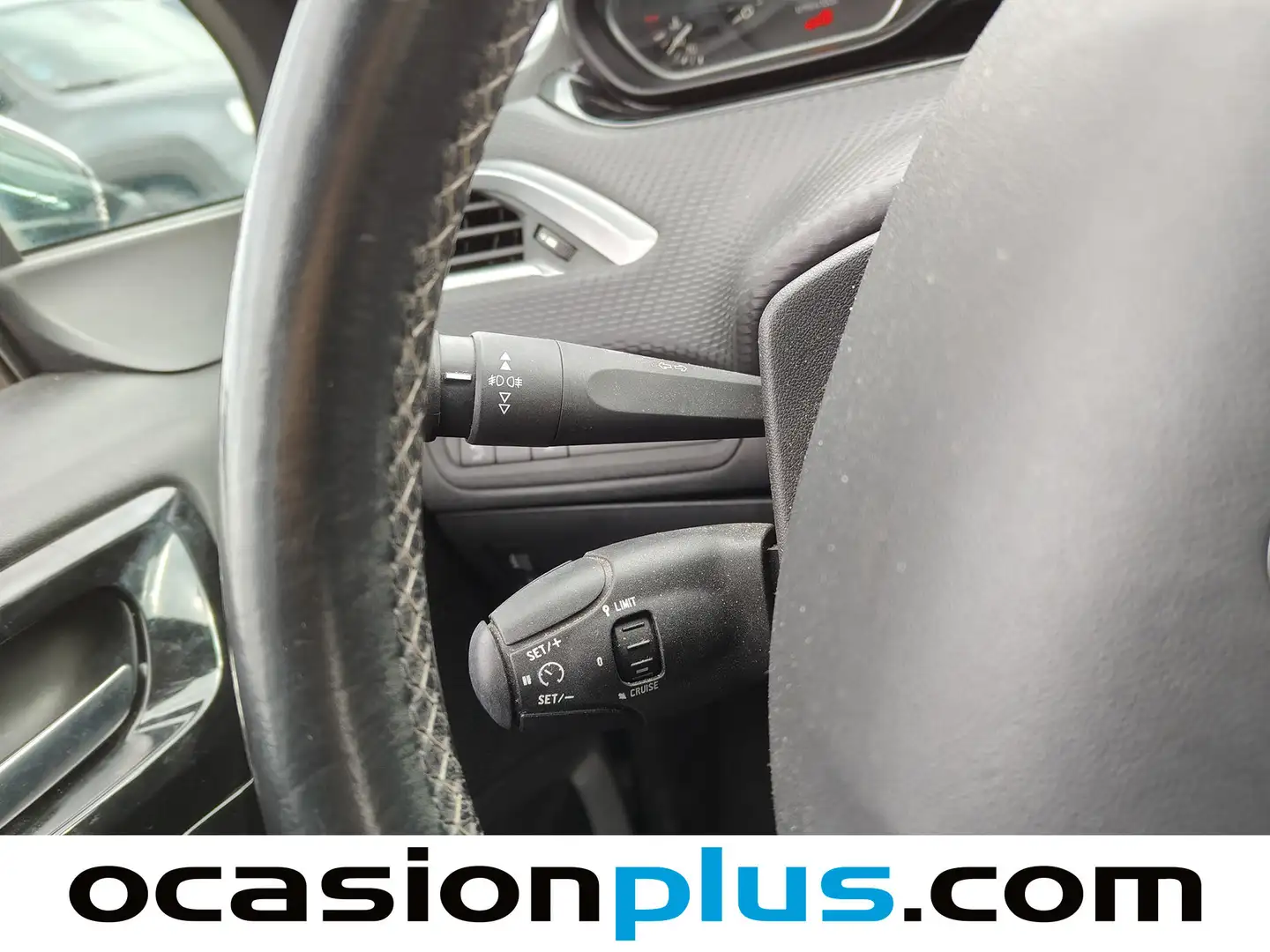 Foto Peugeot 208 Peugeot 208 1.2 PureTech Allure EAT6 (110 CV)