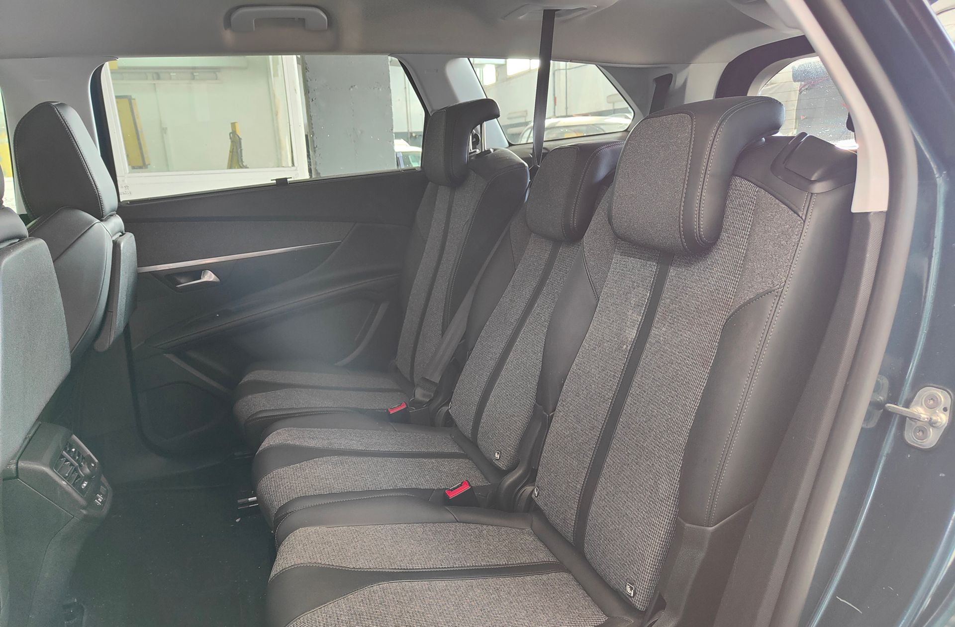Peugeot 5008 PureTech 130 Allure 7 plazas - foto 12