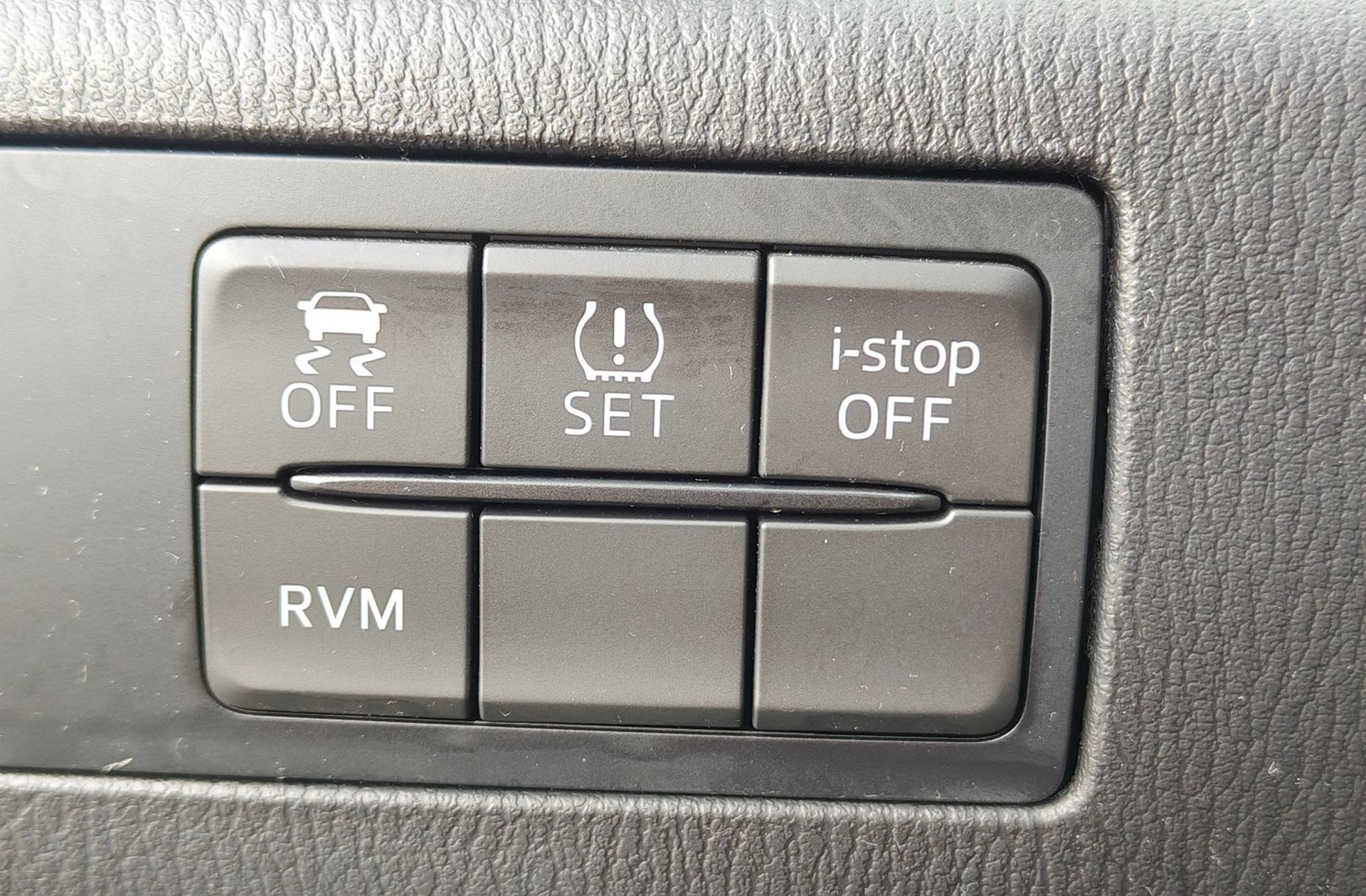 Mazda3 2.0 GE Sedan Luxury - foto 27