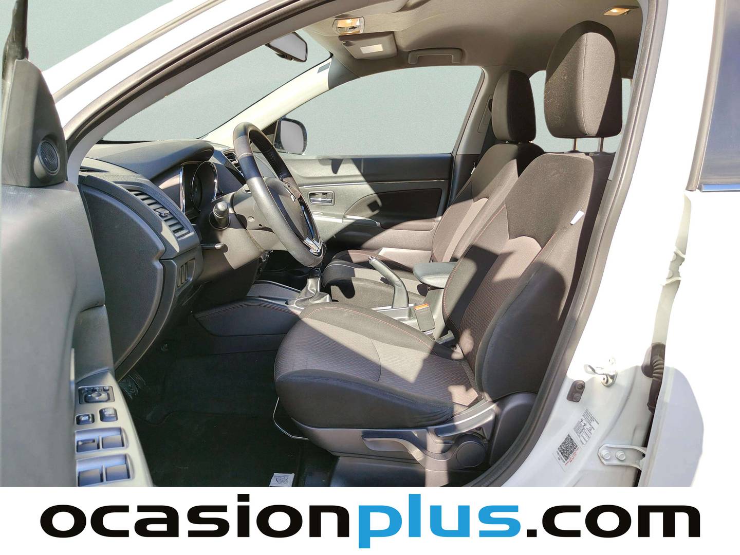 Foto asientos delanteros Mitsubishi ASX Mitsubishi ASX 160 MPI Motion (117 CV)