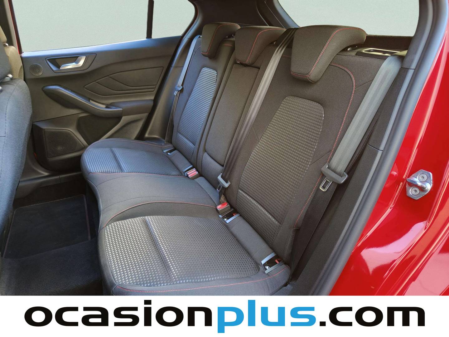 Foto asientos traseros Ford Focus Ford Focus 1.0 Ecoboost MHEV ST-Line X (125 CV)