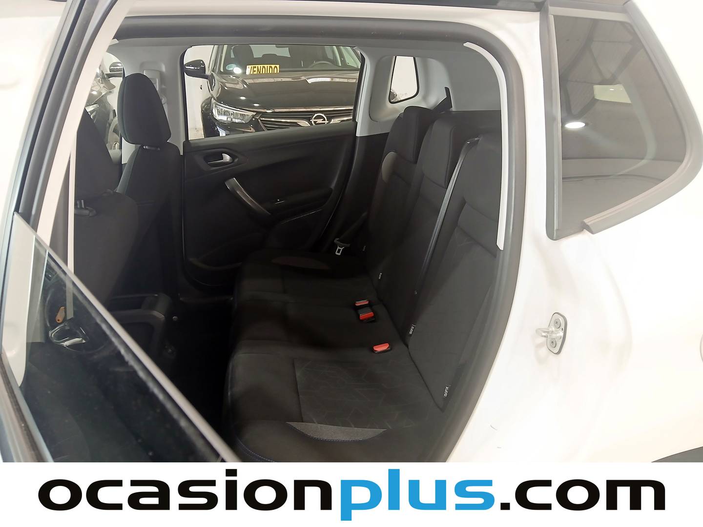 Foto asientos traseros Peugeot 2008 Peugeot 2008 BlueHDi 100 Style (100 CV)