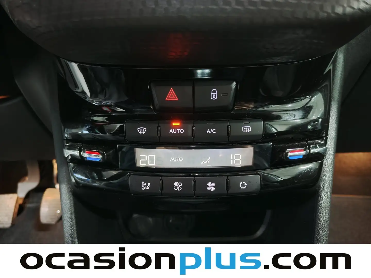 Foto Peugeot 2008 Peugeot 2008 BlueHDi 120 S&S Allure (120 CV)