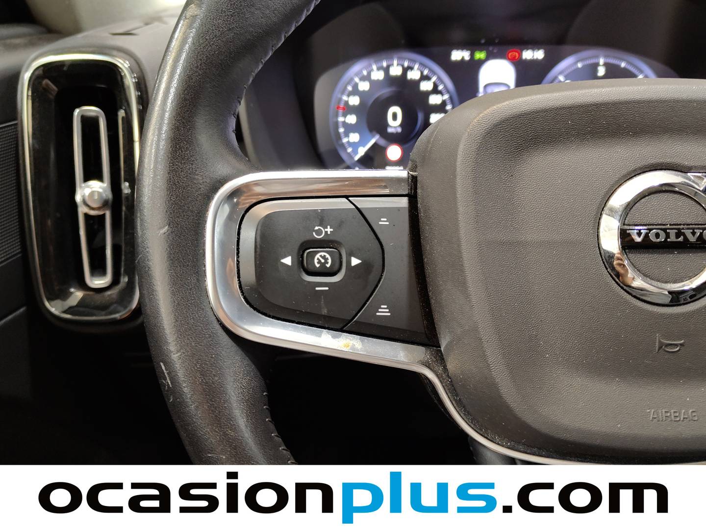 Volvo XC40 Volvo XC40 D3 Momentum AWD Auto (150 CV) seminuevo