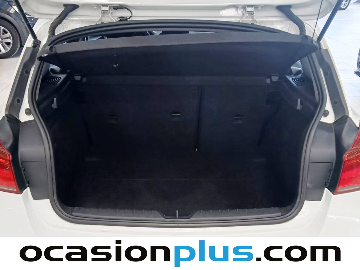 Fotos maletero BMW Serie 1 BMW Serie 1 118d (150 CV)