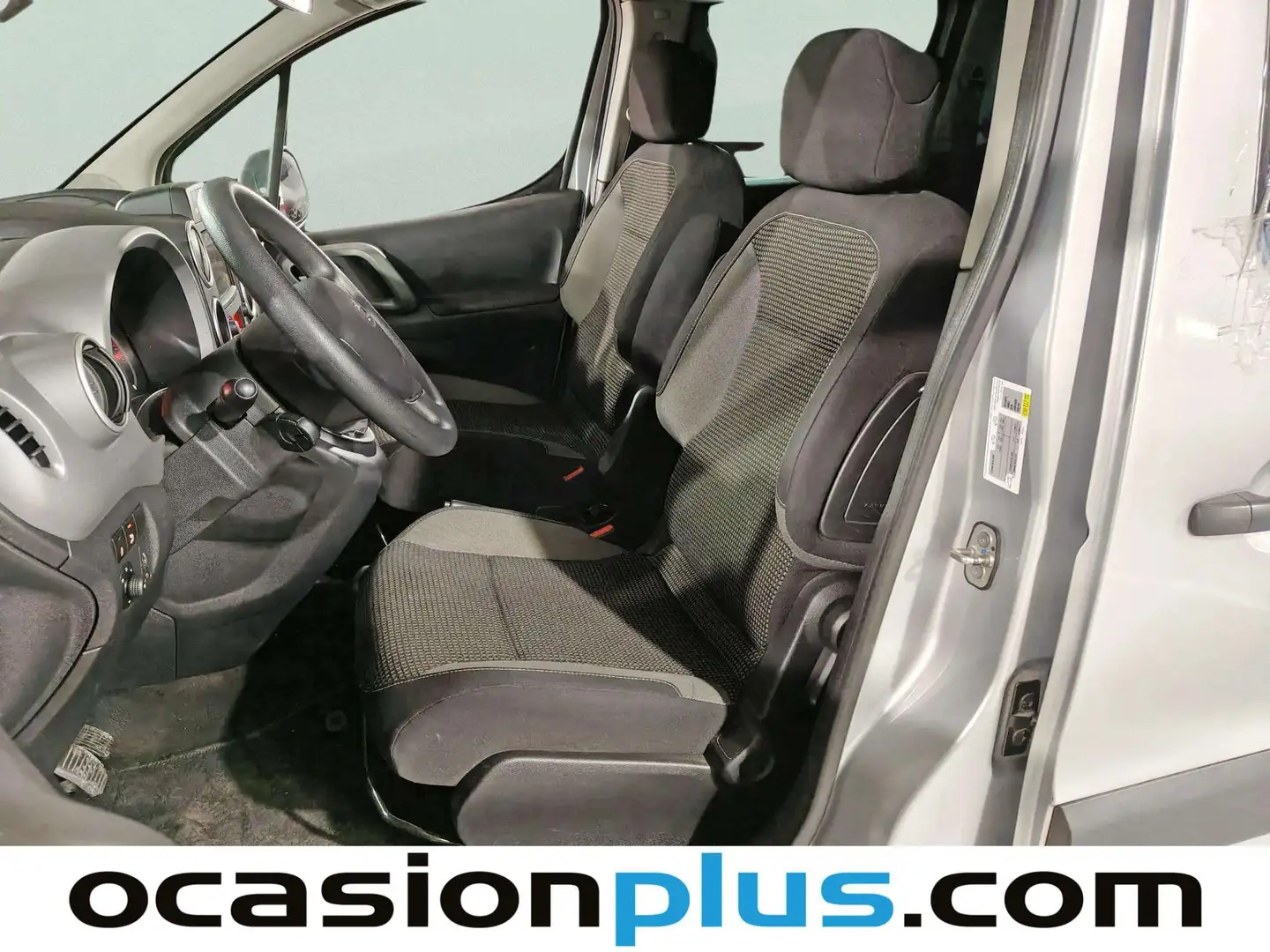 Foto Peugeot Partner Peugeot Partner Tepee BlueHDi 100 Adventure Edition (100 CV)