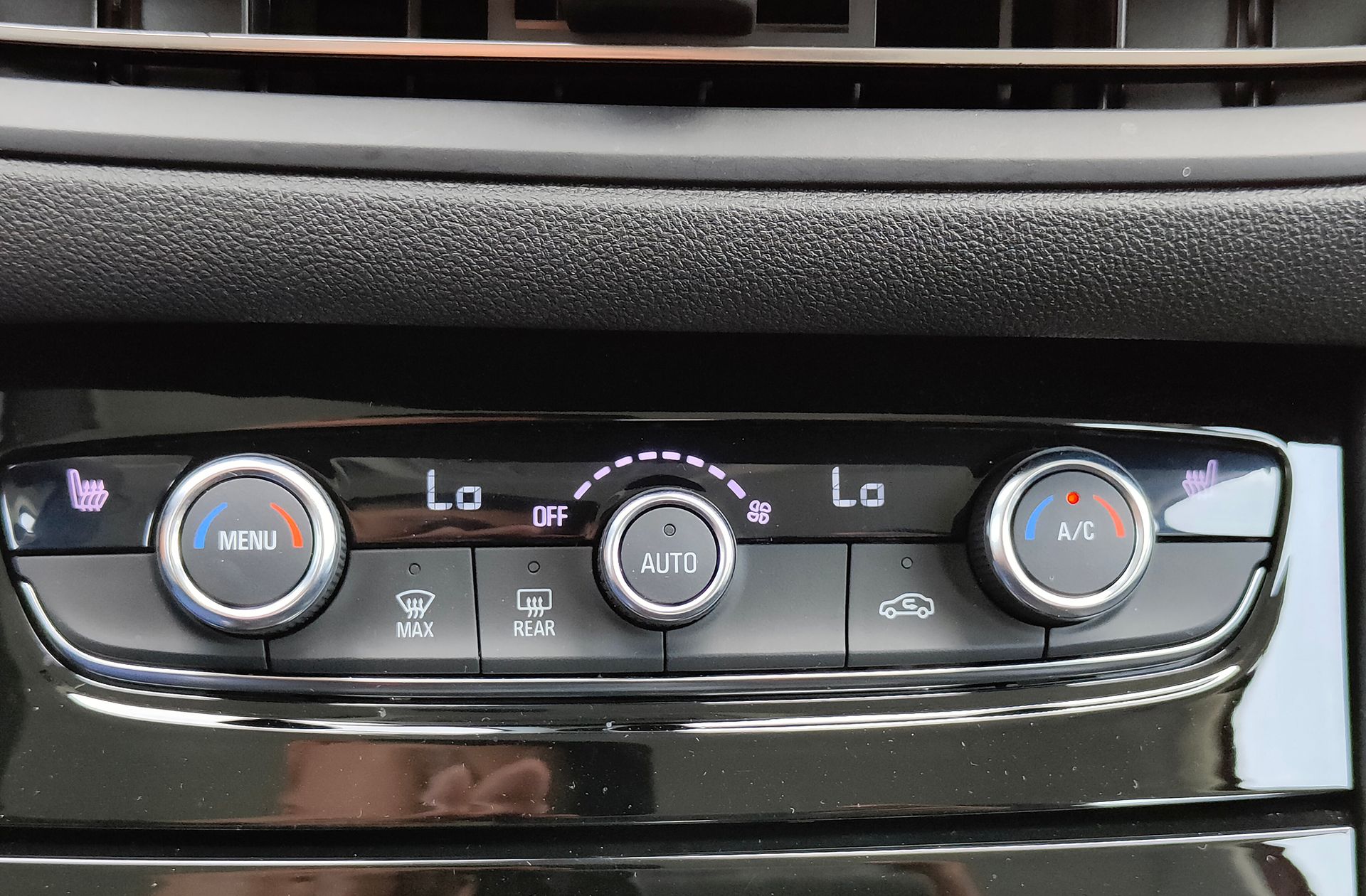 Opel Grandland 1.2 Turbo XHT GS - foto 31