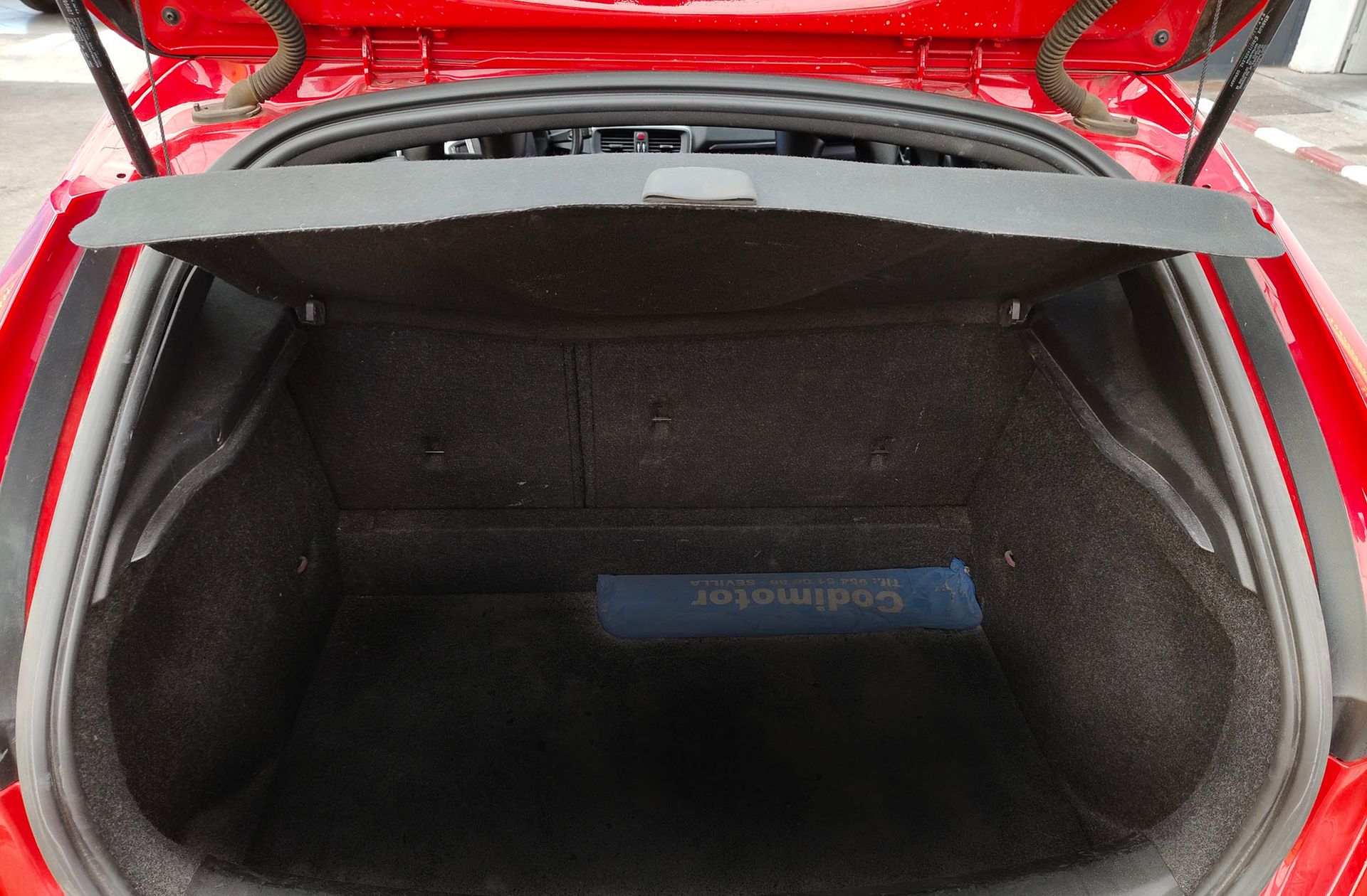 Volvo V40 R-Design Momentum - foto 16