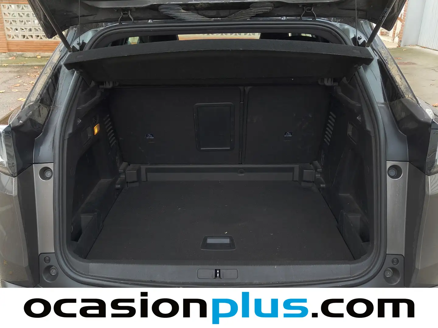 Foto Peugeot 3008 Peugeot 3008 PureTech 130 S&S GT (130 CV)