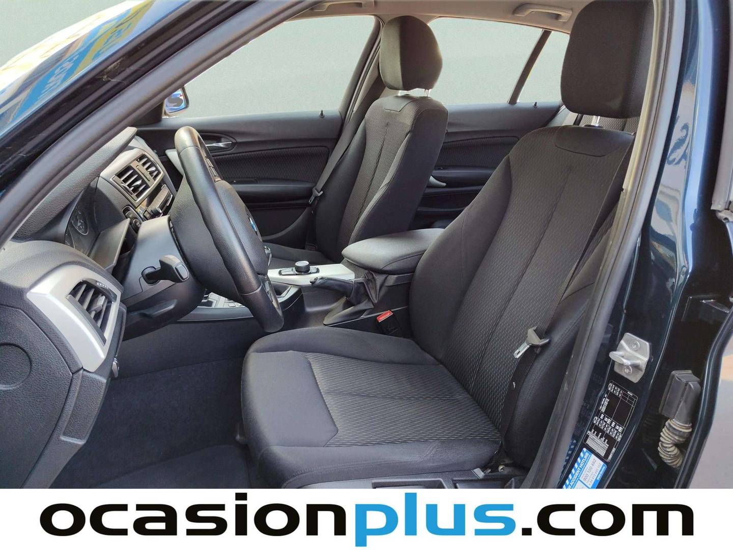 Foto asientos delanteros BMW Serie 1 BMW Serie 1 116d (116 CV)