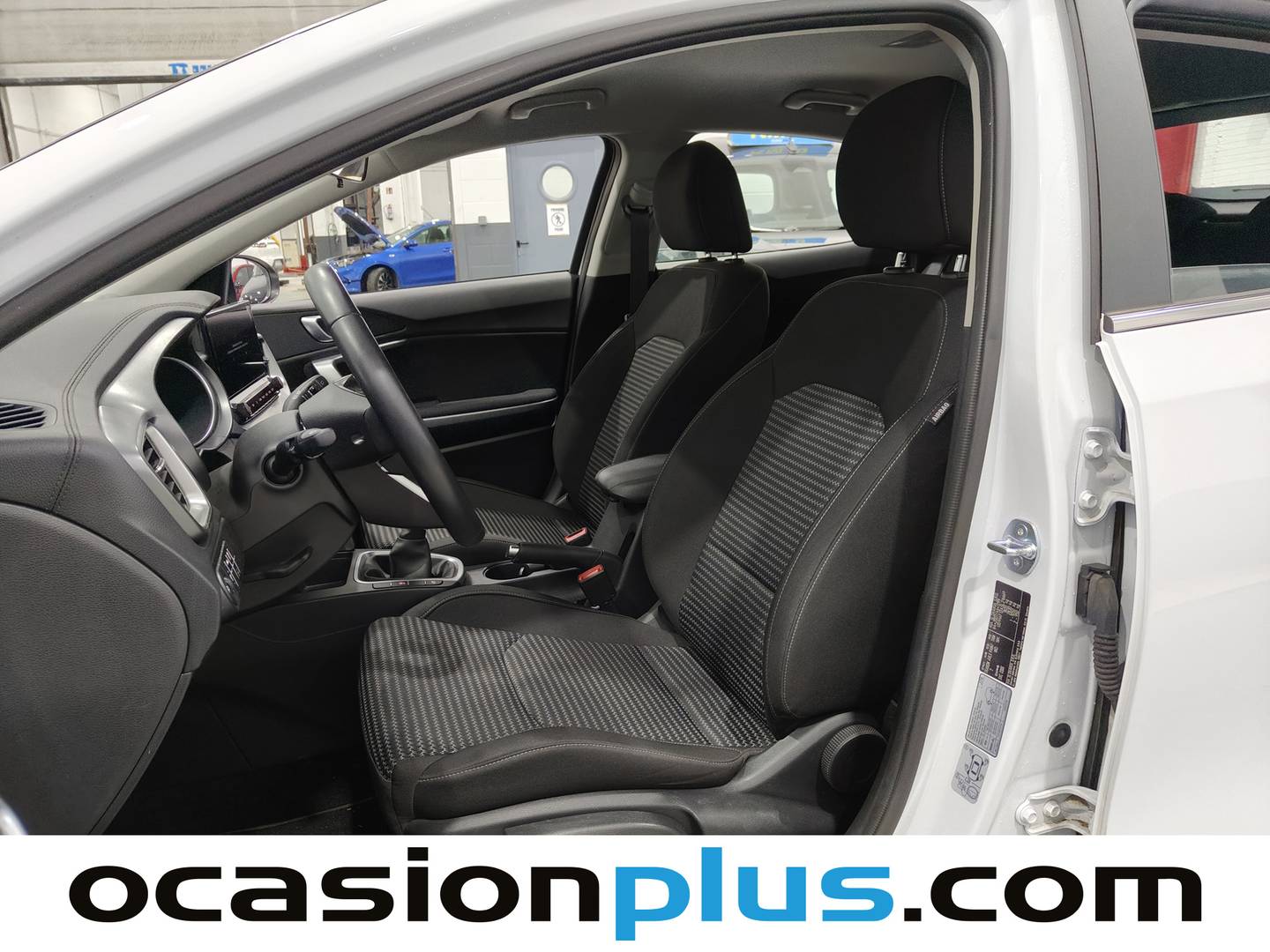 Foto asientos delanteros KIA XCeed KIA XCeed 1.0 T-GDi Drive (100 CV)