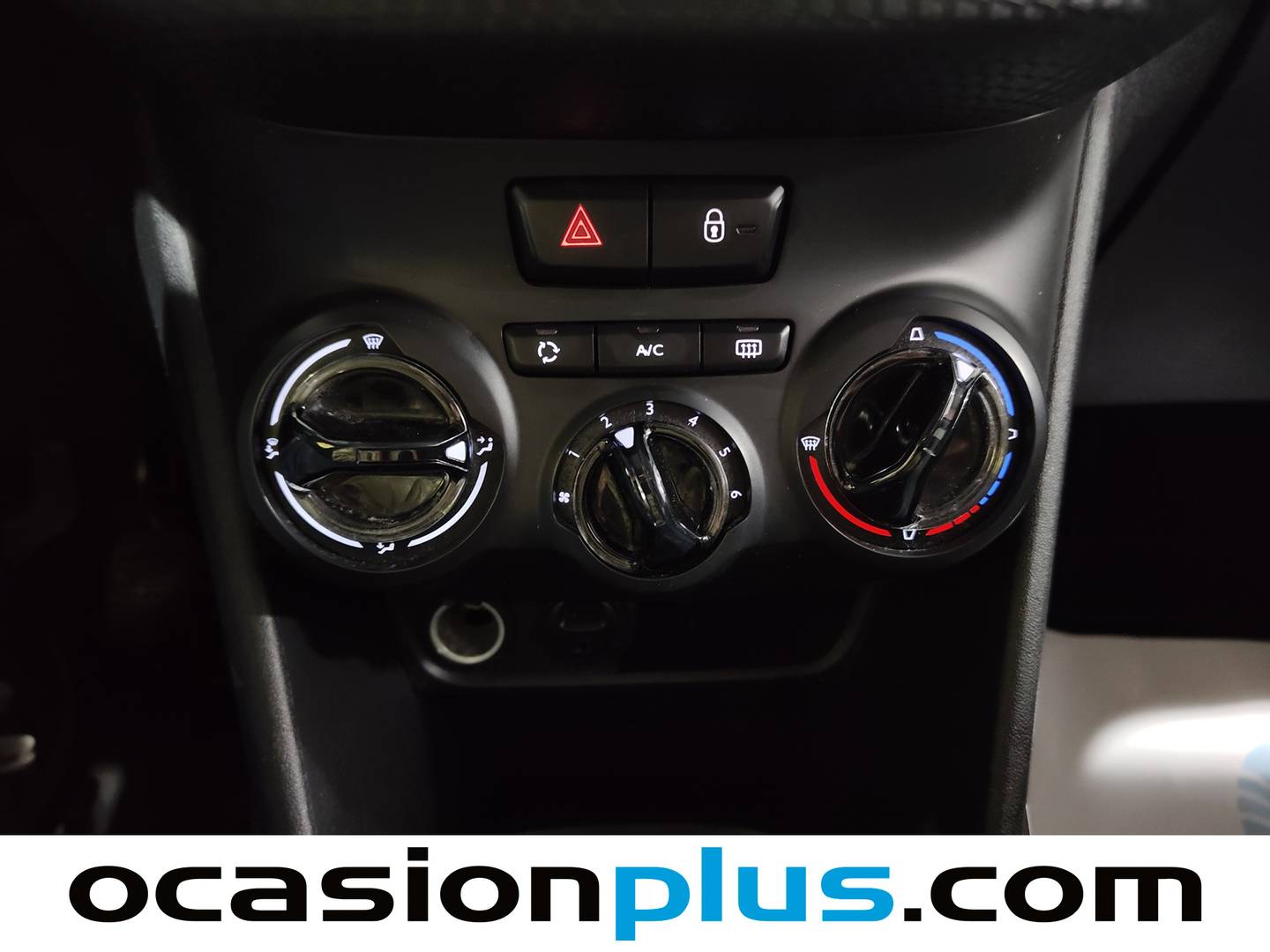 Foto Peugeot 2008 Peugeot 2008 BlueHDi 100 S&S Active (100 CV)