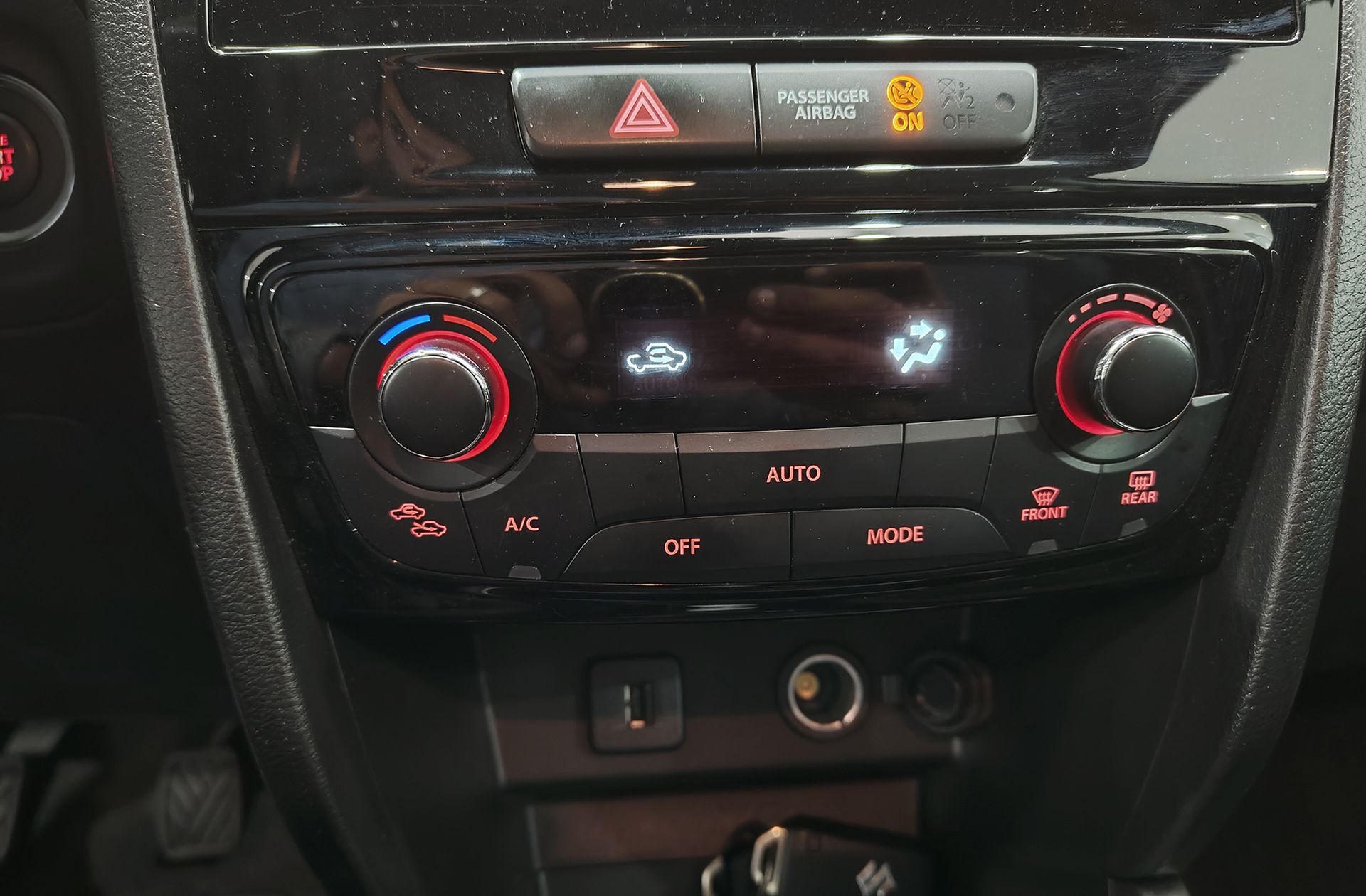Suzuki Vitara 1.4 T Mild Hybrid S2 4WD - foto 31