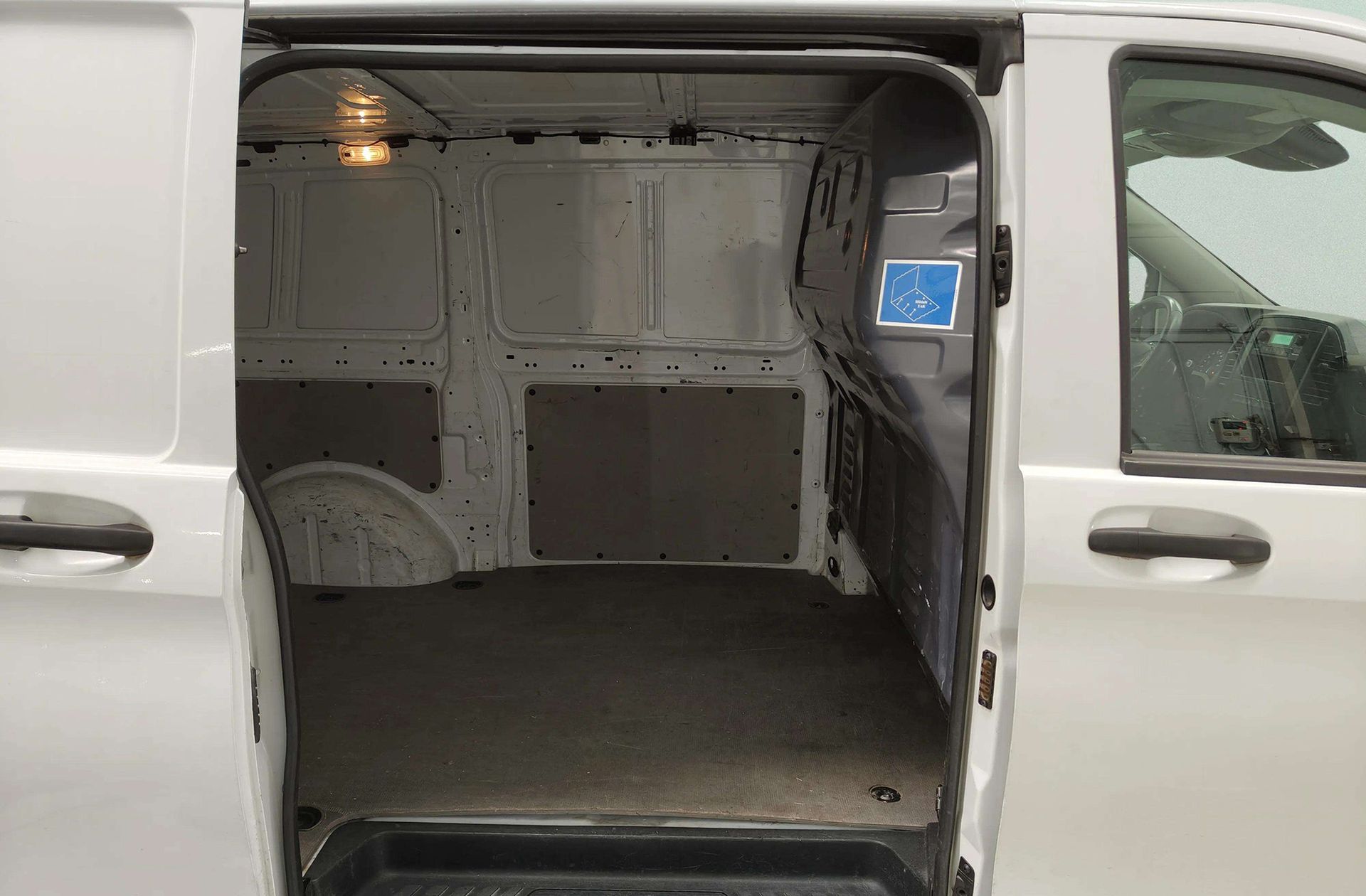 Mercedes-Benz Vito Furgon 114 CDI Pro larga - foto 13