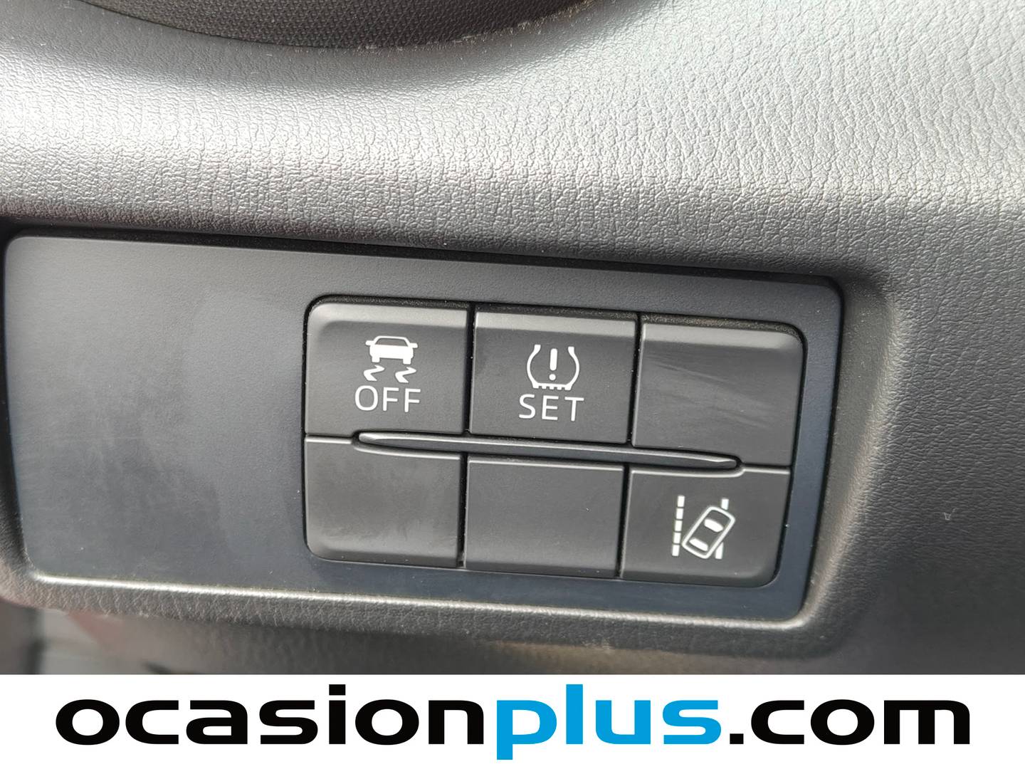 Equipamiento del Mazda MX-5 Mazda MX-5 1.5 Luxury (131 CV)