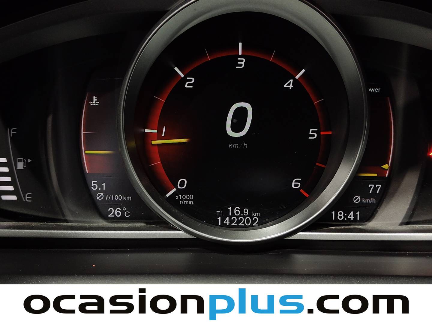 Foto Volvo V40 Volvo V40 D2 Momentum (120 CV)