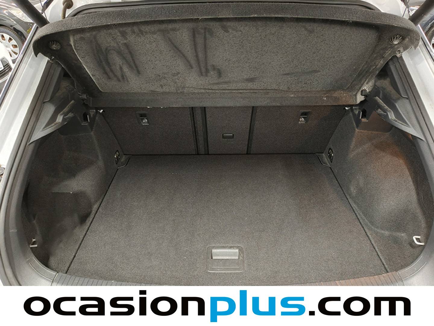 Fotos maletero Volkswagen T-Roc Volkswagen T-Roc Sport 2.0 TSI 4Motion (190 CV) DSG