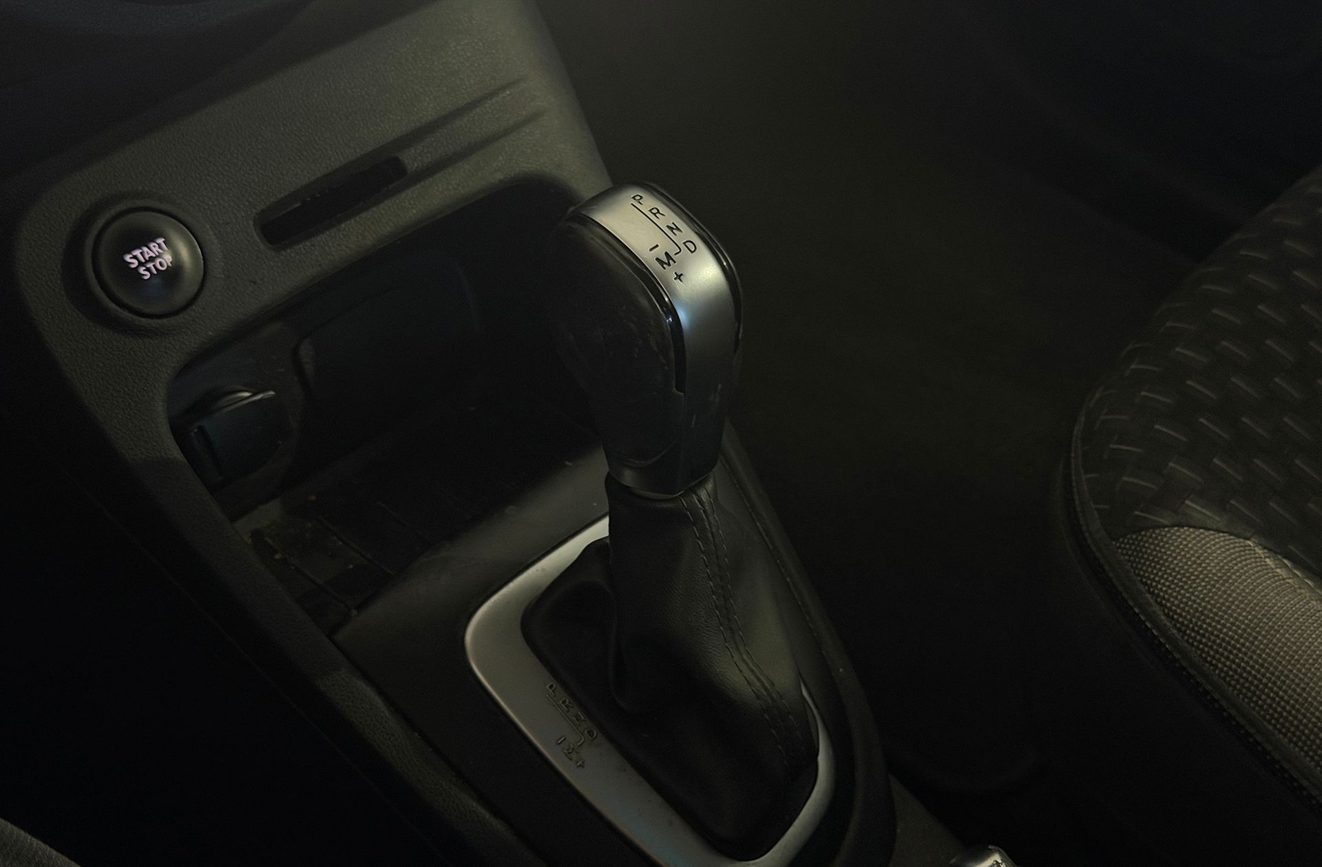 Renault Captur Zen TCe GPF EDC - foto 5
