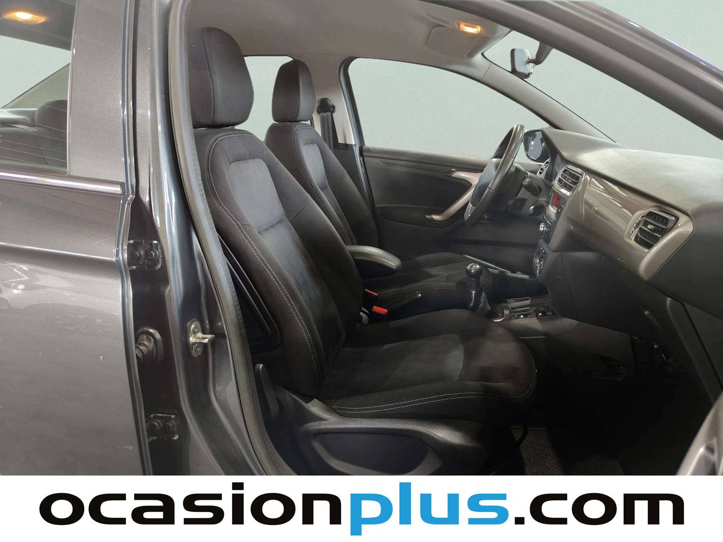 Citroën C-Elysée Citroën C-Elysee 1.6 VTi Exclusive (115 CV) gasolina