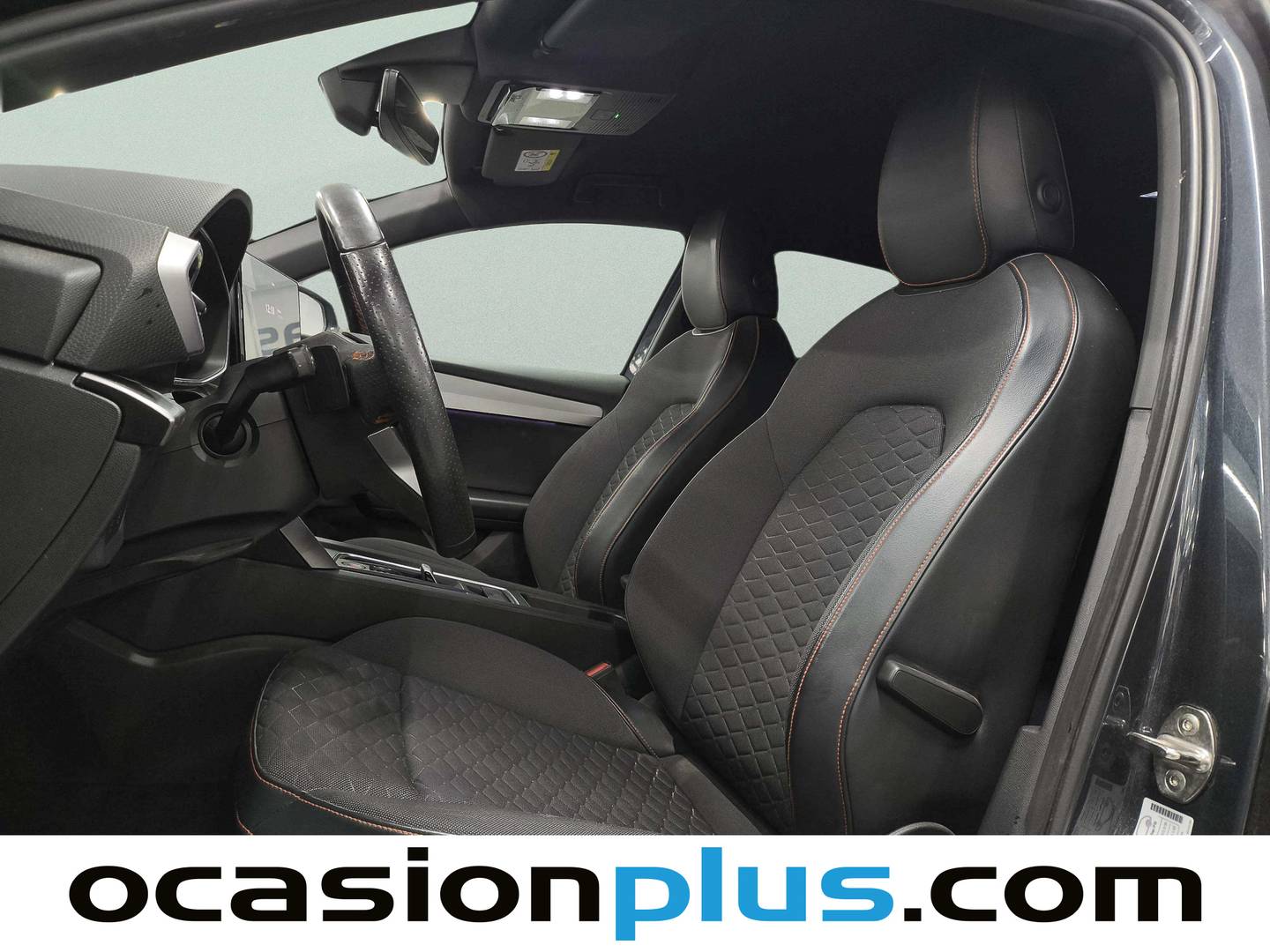 Foto asientos delanteros Seat León Seat León 2.0 TDI S&S FR Launch Pack L DSG (150 CV)