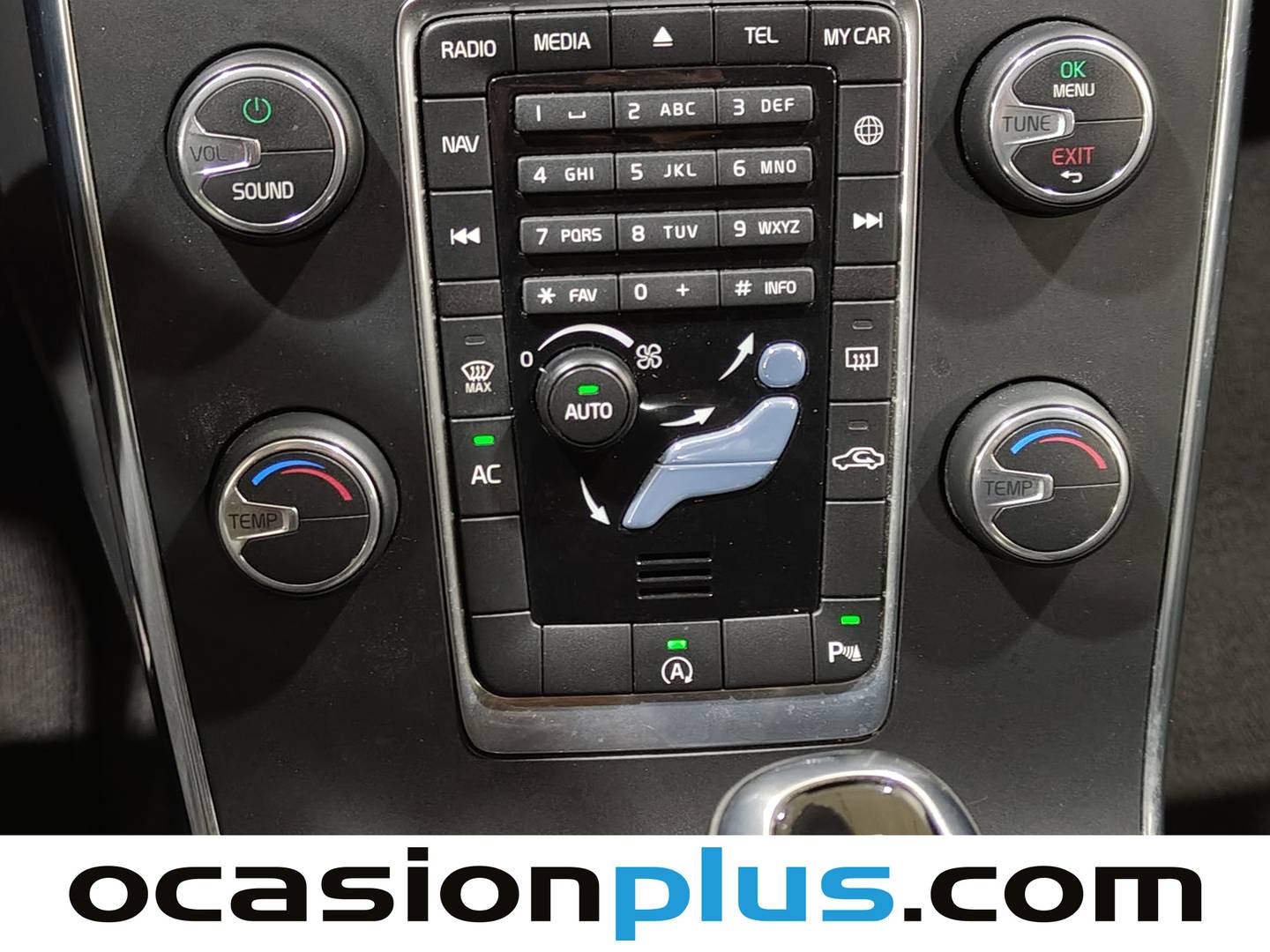 Foto Volvo V60 Cross Country Volvo V60 Cross Country D3 Kinetic  (150 CV)