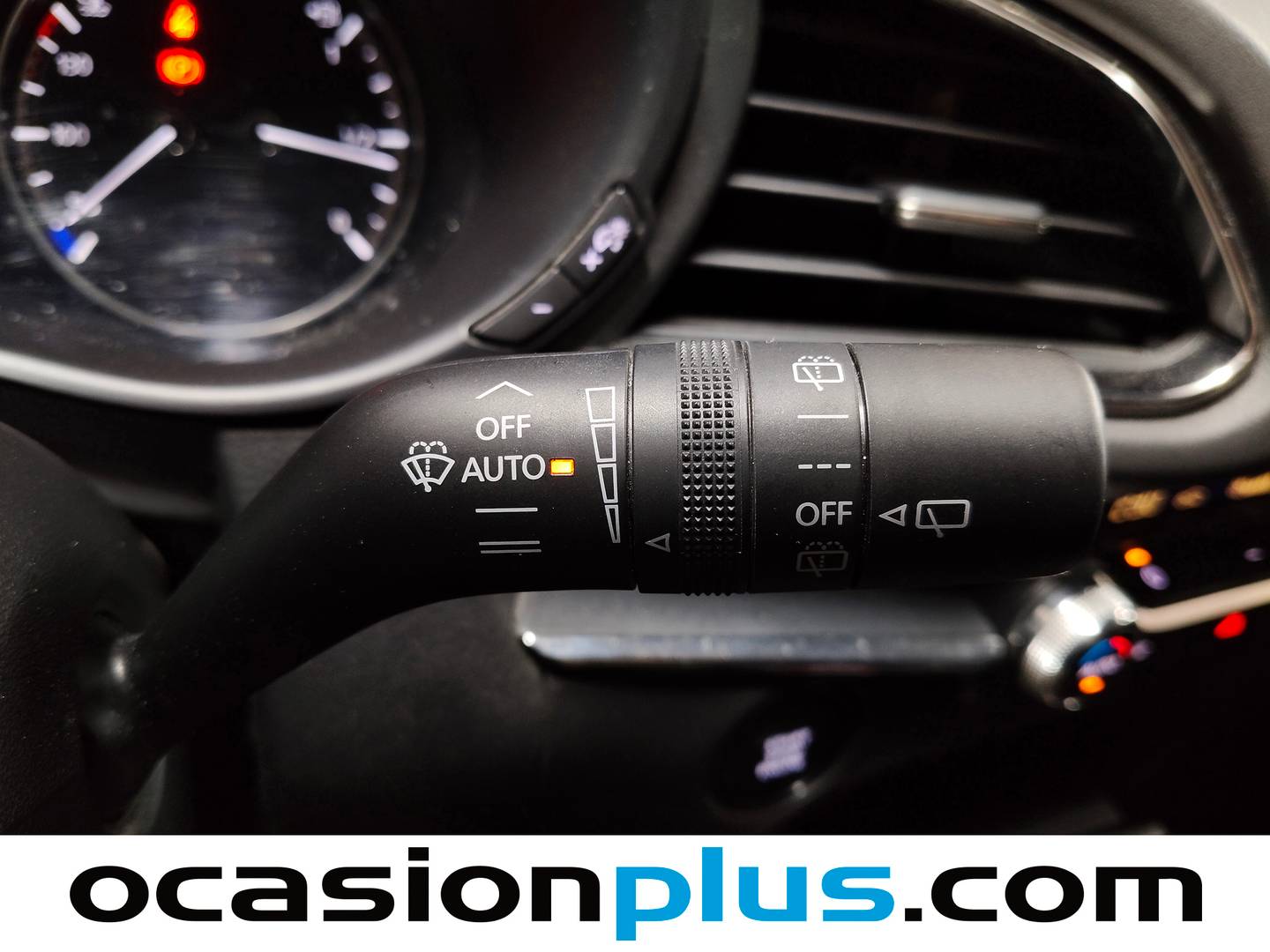 Foto Mazda CX-30 Mazda CX-30 2.0 Skyactiv-G Evolution 2WD AT 90 kW (122 CV)